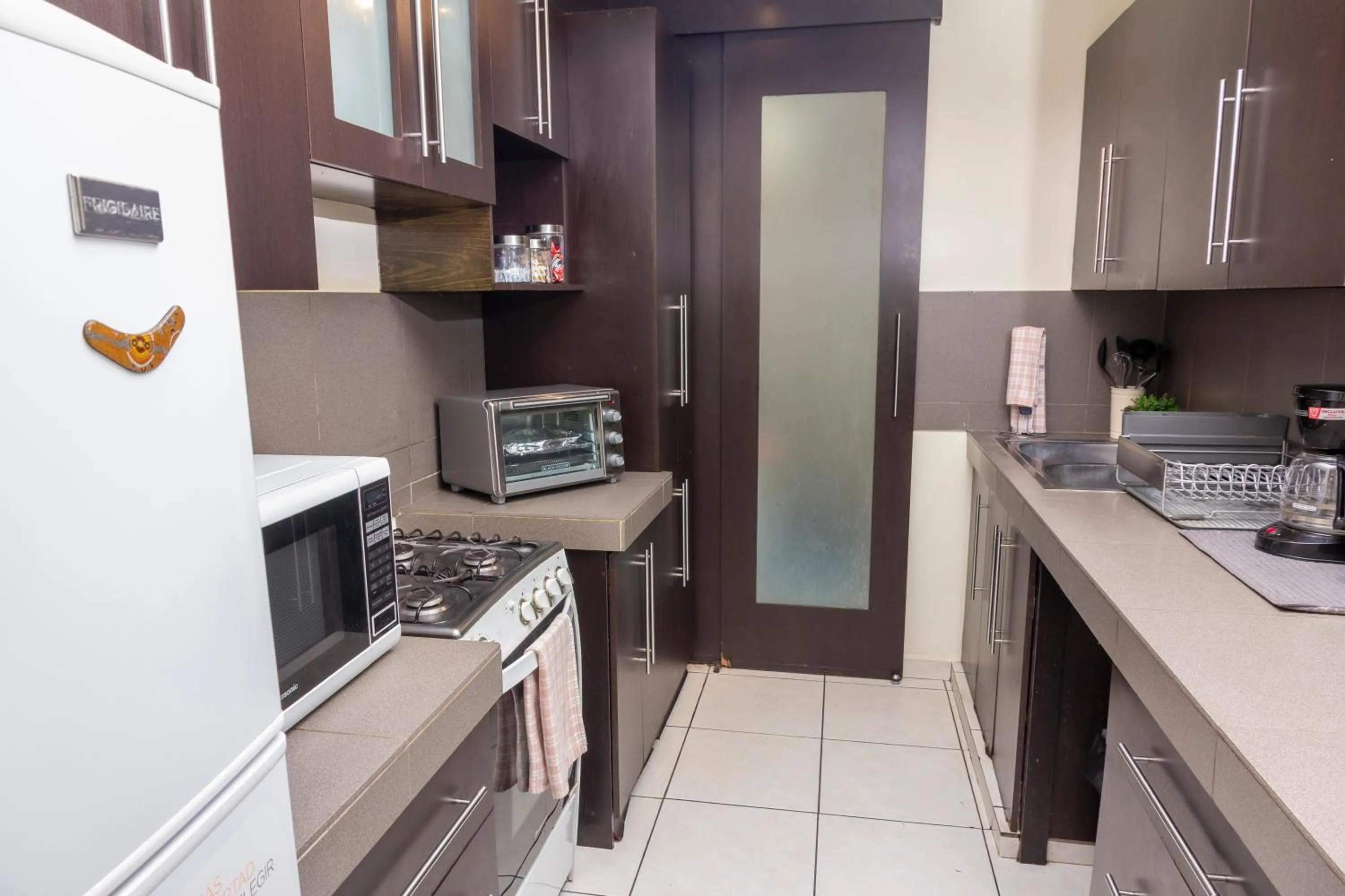 Luxury Modrn Apartment, w/amazing view, 3BR,Escalon,Exclus,Secur