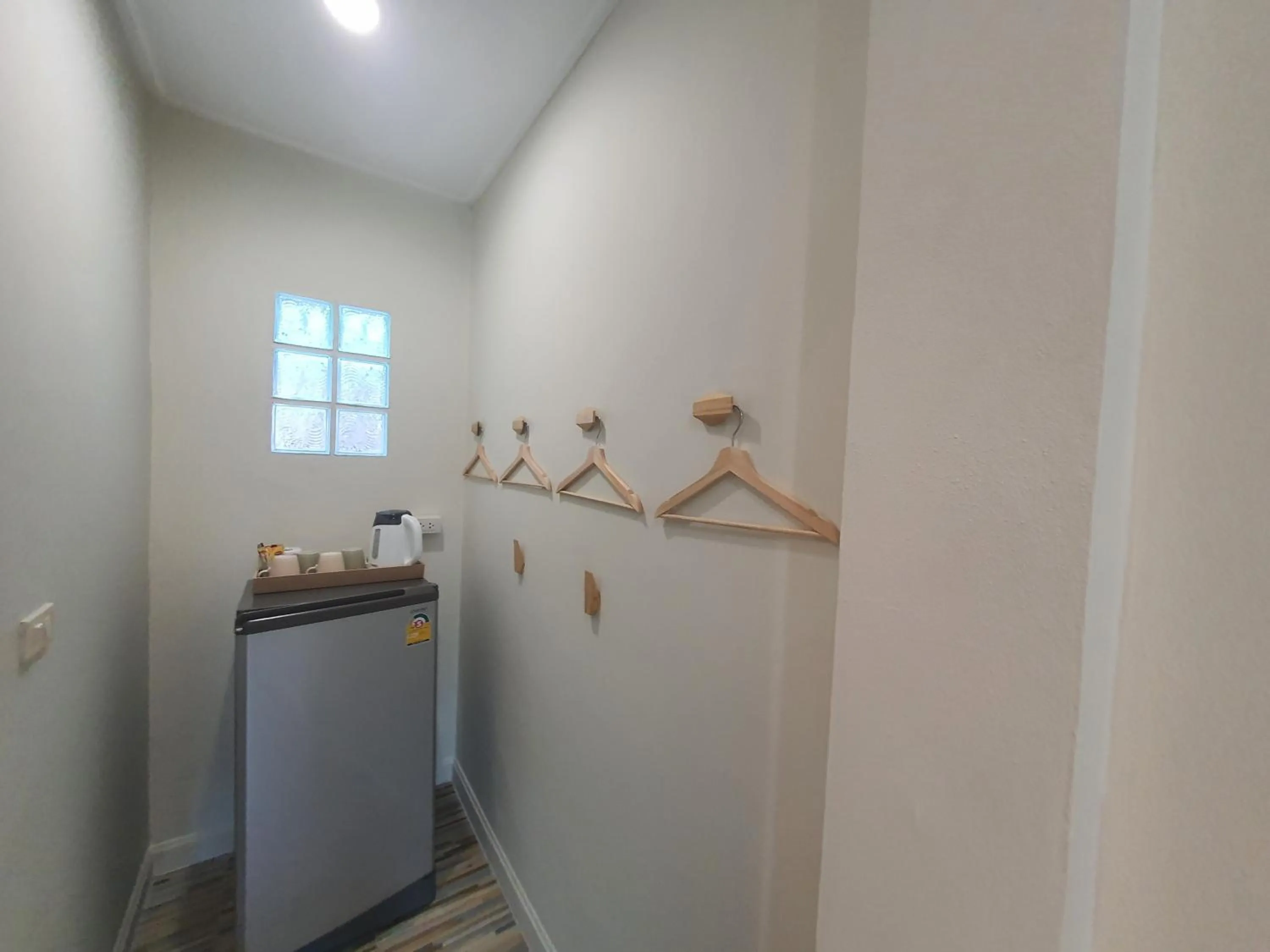 Kitchen or kitchenette in Aob-Oun Homestay