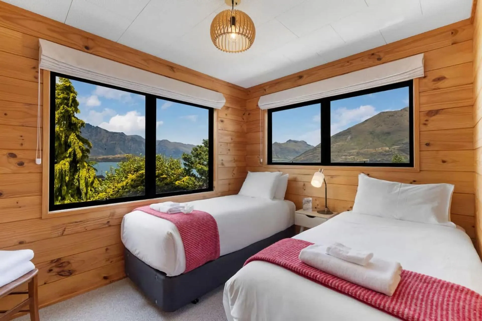 Bed in Tranquil Heights