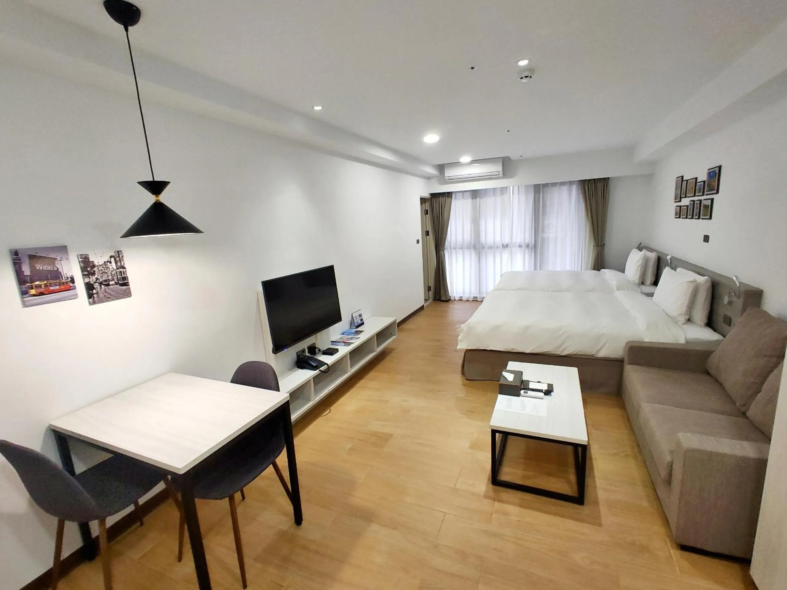 Photo of the whole room, Bed in 金金禮寓Solis hotel