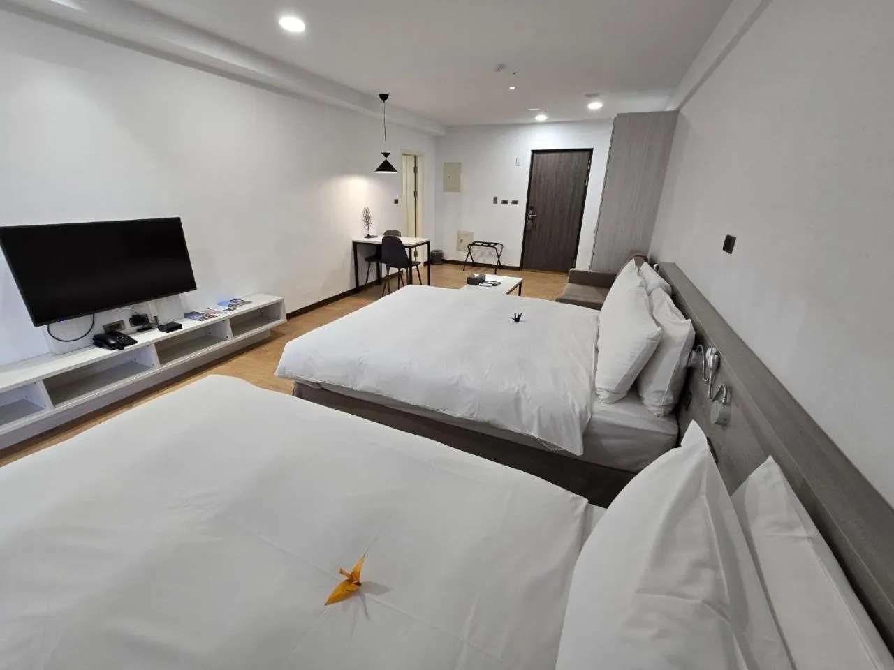 Photo of the whole room, Bed in 金金禮寓Solis hotel
