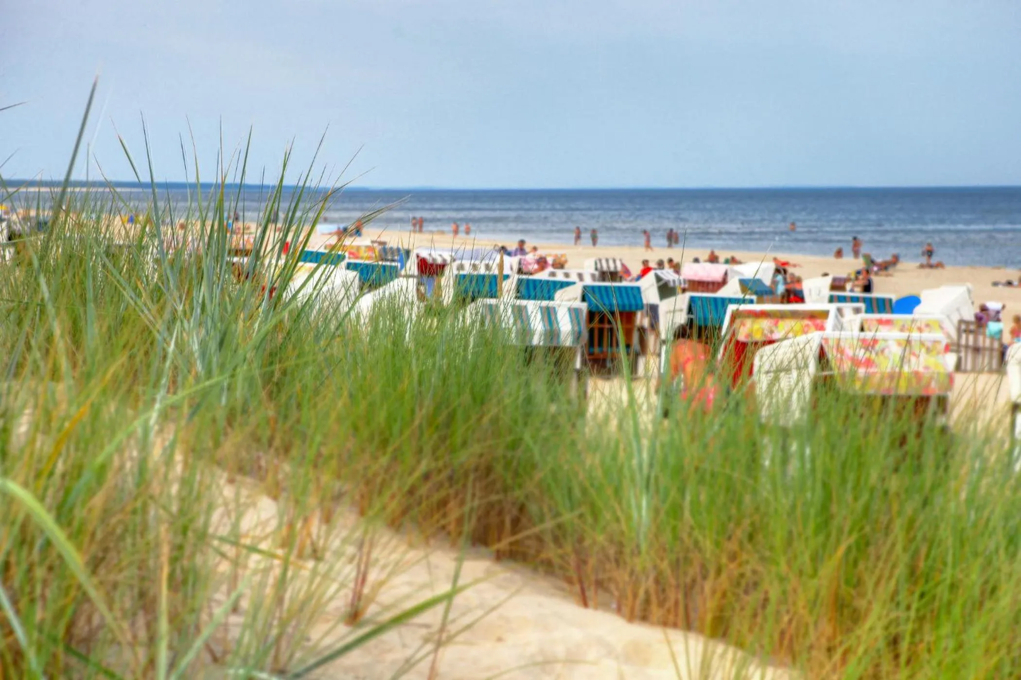 Beach in TUI SUNEO Kinderresort Ihr entspannter Familienurlaub mit Abenteuerspielplatz & der längsten Wasserrutsche im deutschen Teil der Insel Usedom