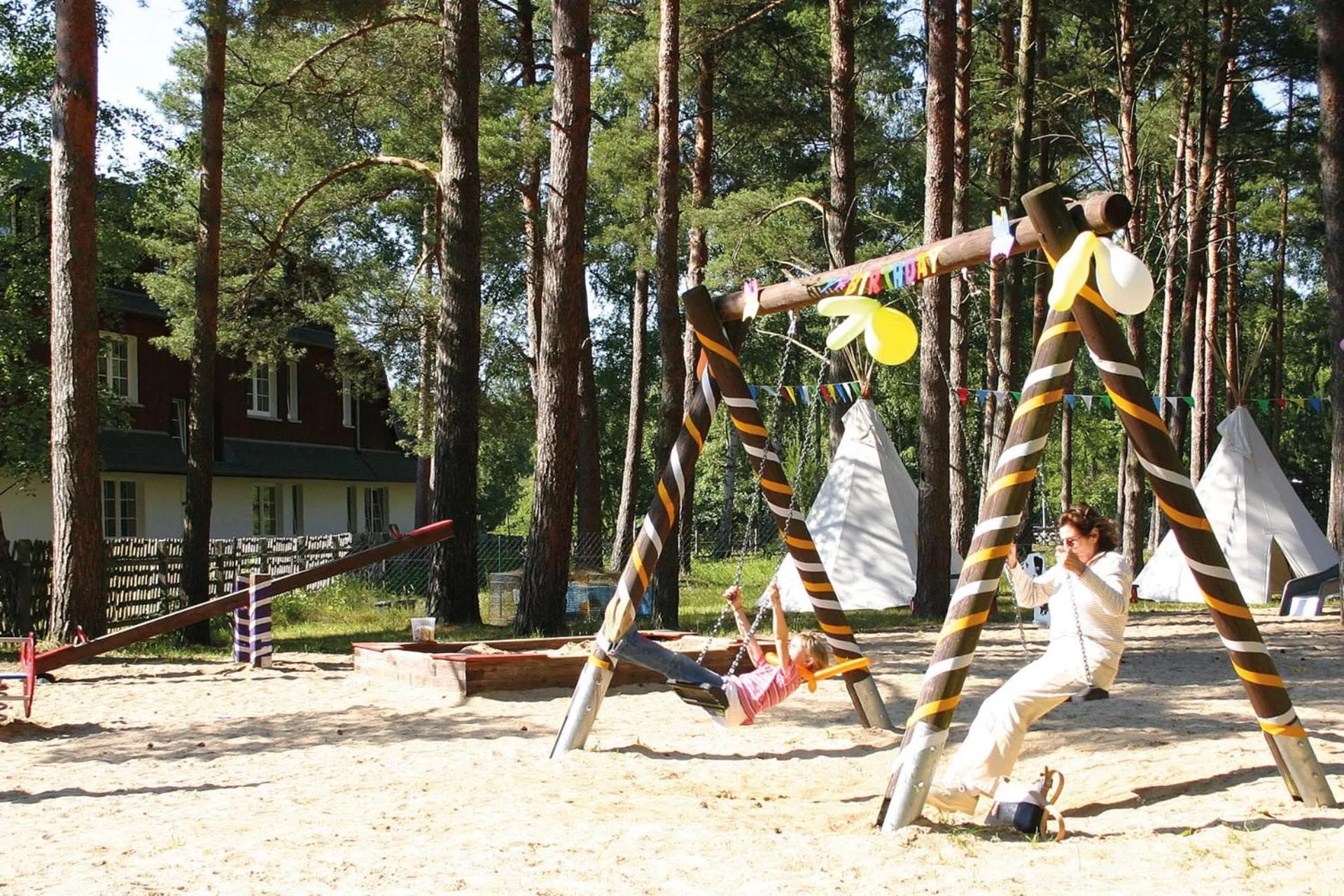 Children play ground in TUI SUNEO Kinderresort Ihr entspannter Familienurlaub mit Abenteuerspielplatz & der längsten Wasserrutsche im deutschen Teil der Insel Usedom
