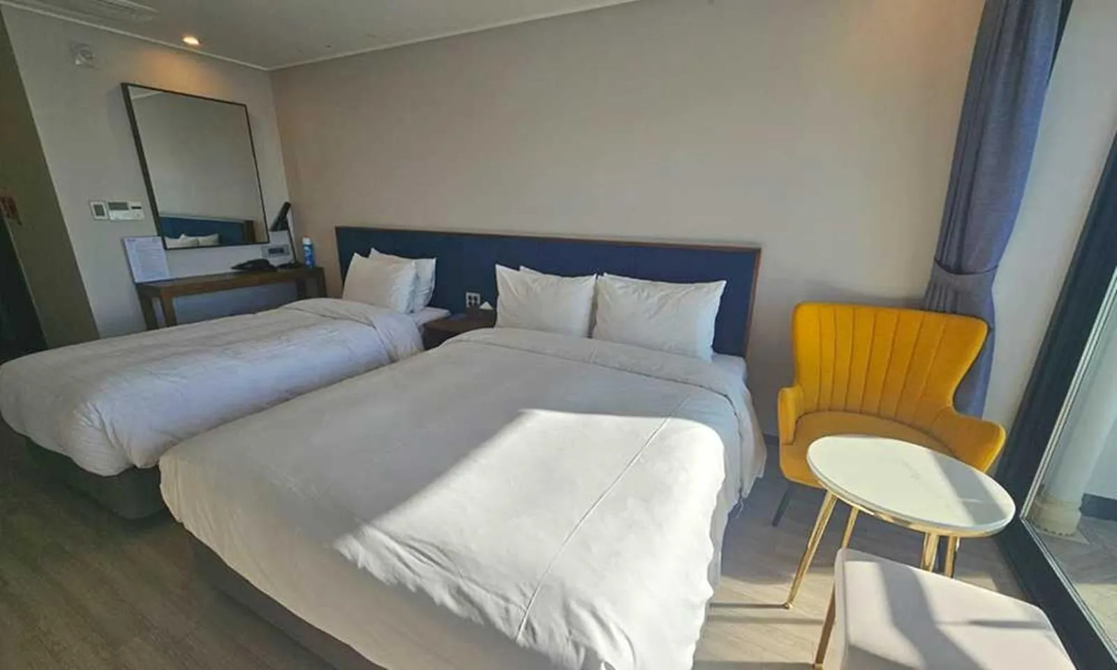 Bed in Busan Yeongmu Parade Hotel Haeundae Beach