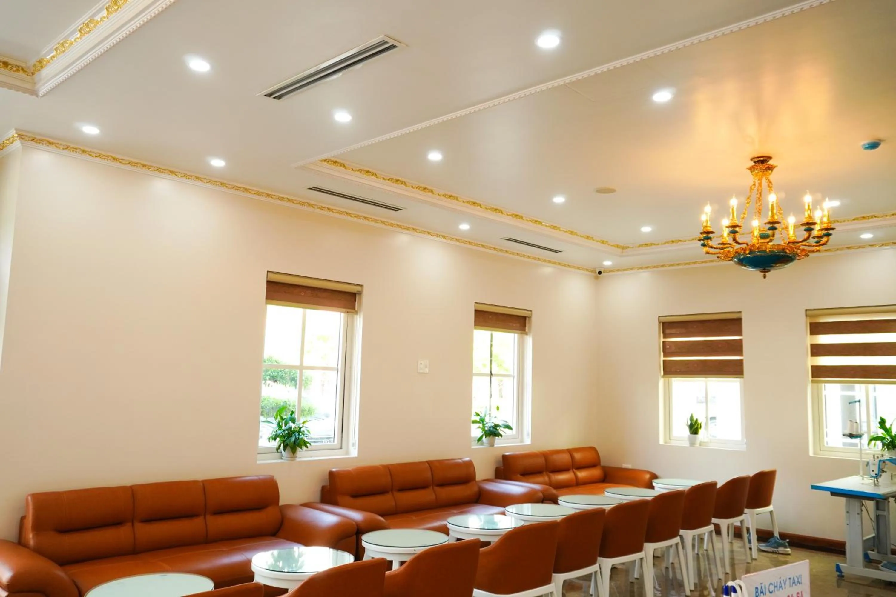 Restaurant/places to eat in Khách sạn Time Lotus Hạ Long