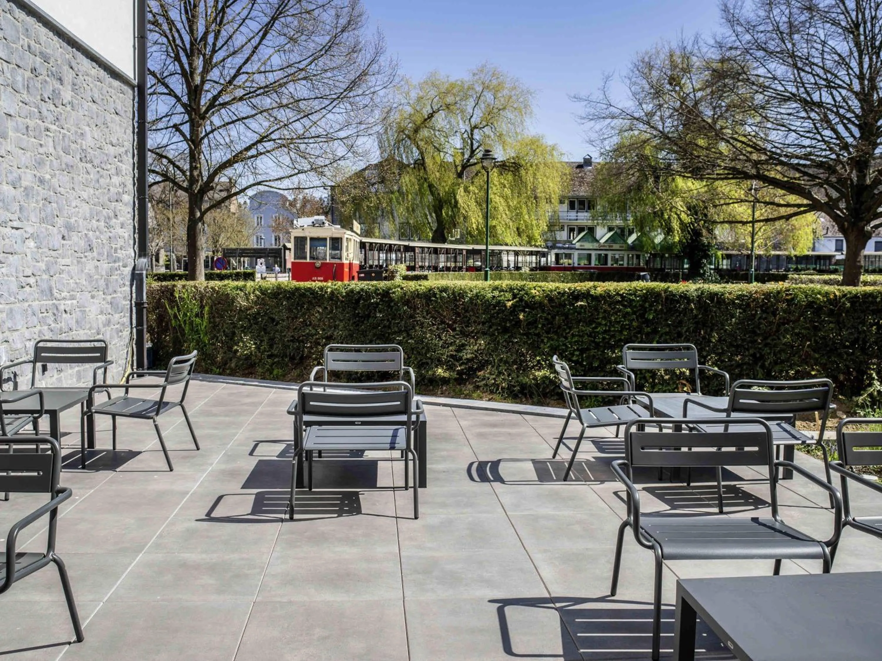 Lounge or bar in Mercure Han-sur-Lesse