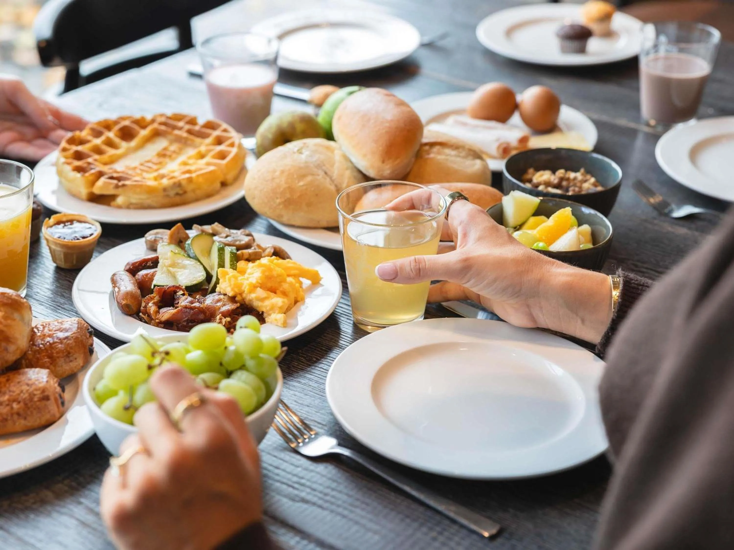 Breakfast in Mercure Han-sur-Lesse