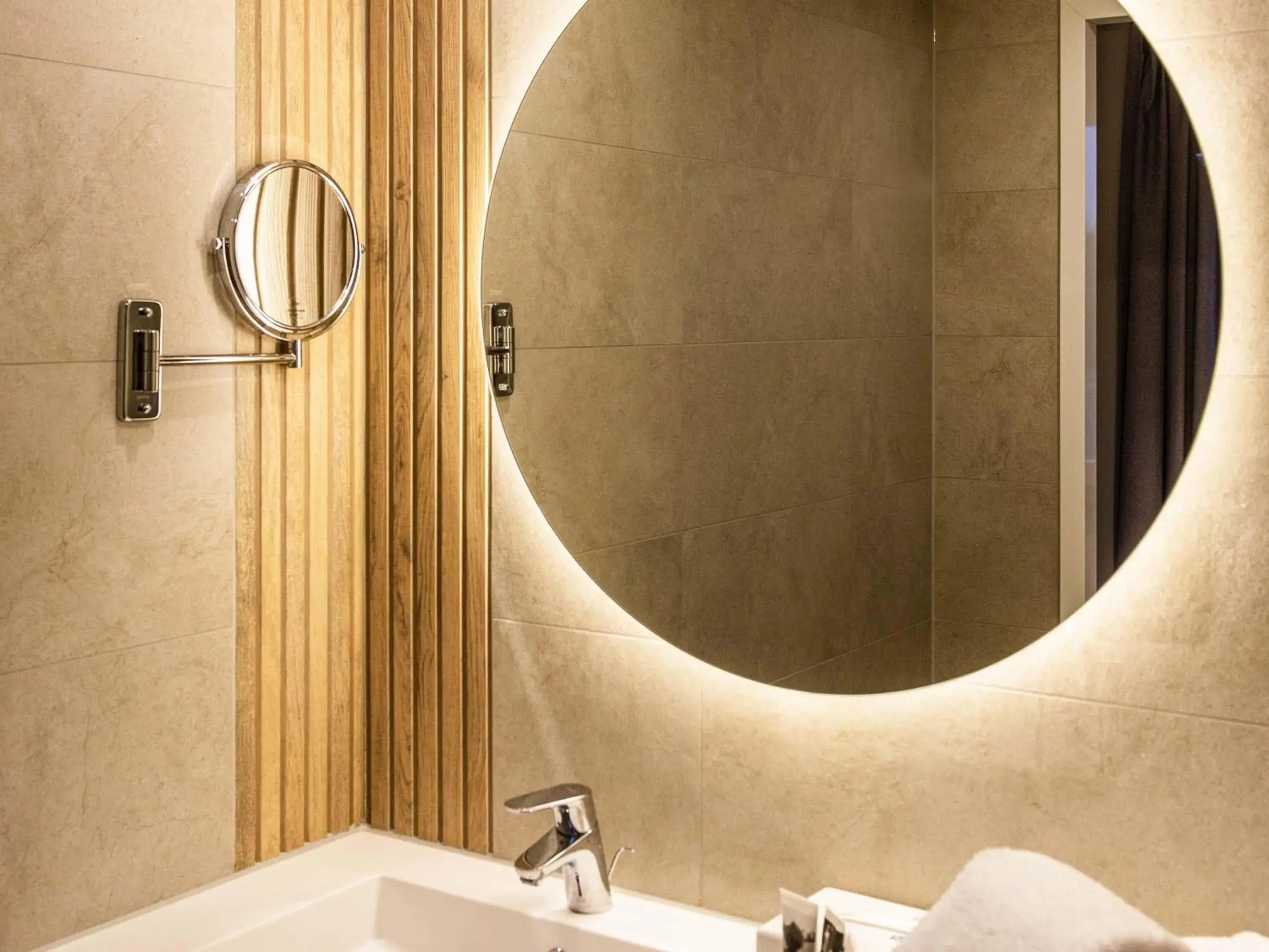 Bedroom in Mercure Han-sur-Lesse Bedroom in Mercure Han-sur-Lesse