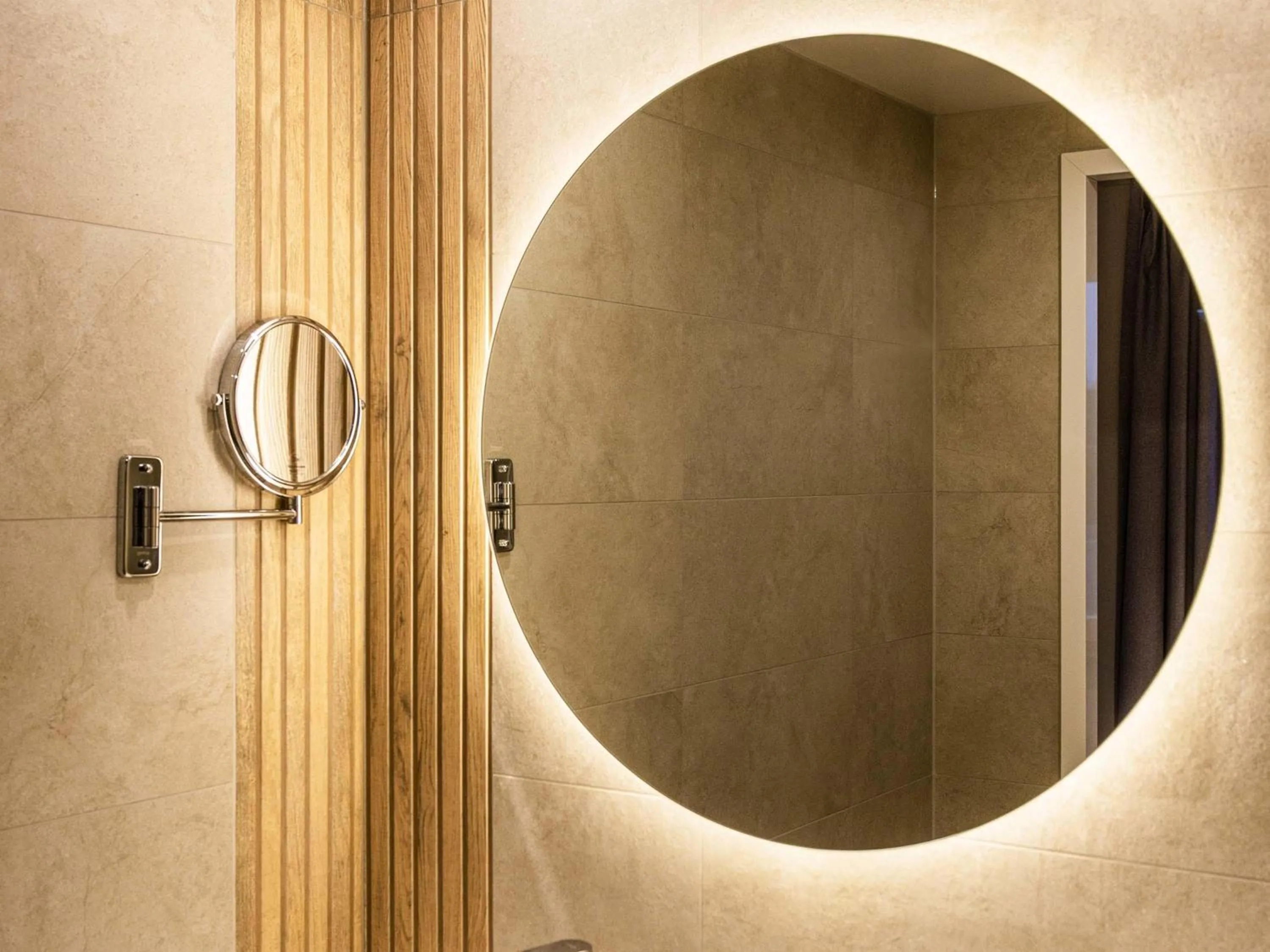 Bedroom in Mercure Han-sur-Lesse