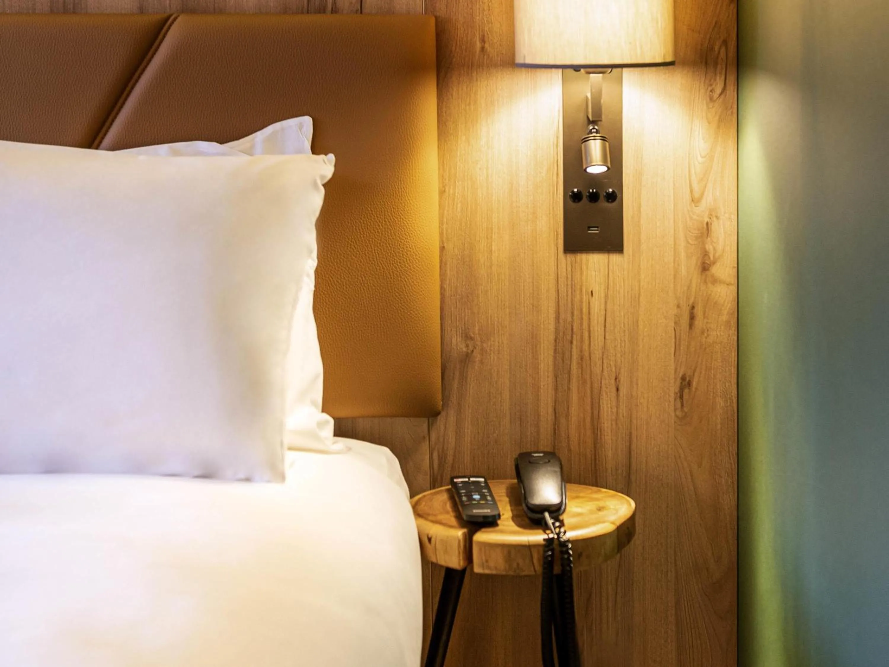 Bedroom, Bed in Mercure Han-sur-Lesse