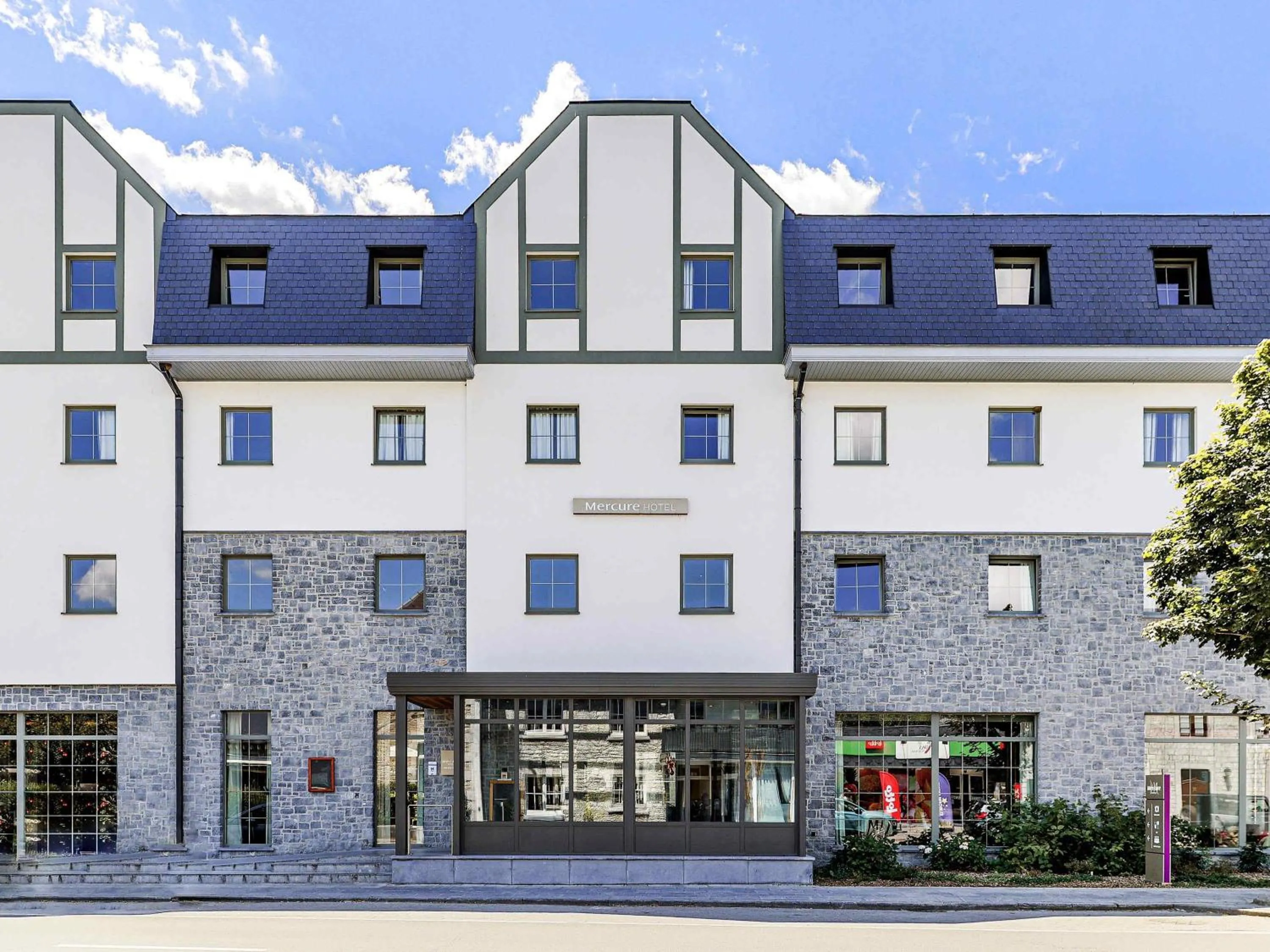 Property building in Mercure Han-sur-Lesse