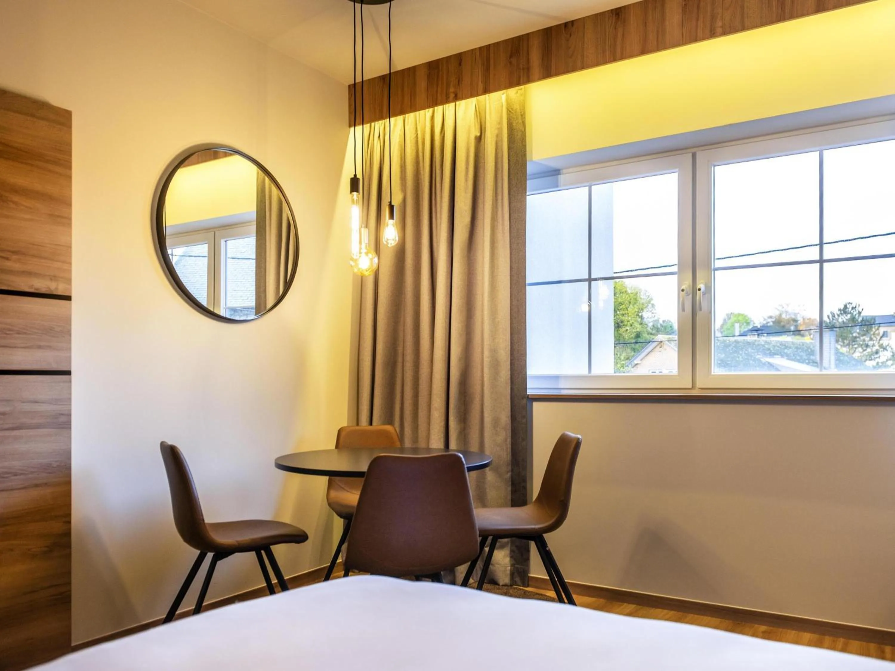 Bedroom, Bed in Mercure Han-sur-Lesse