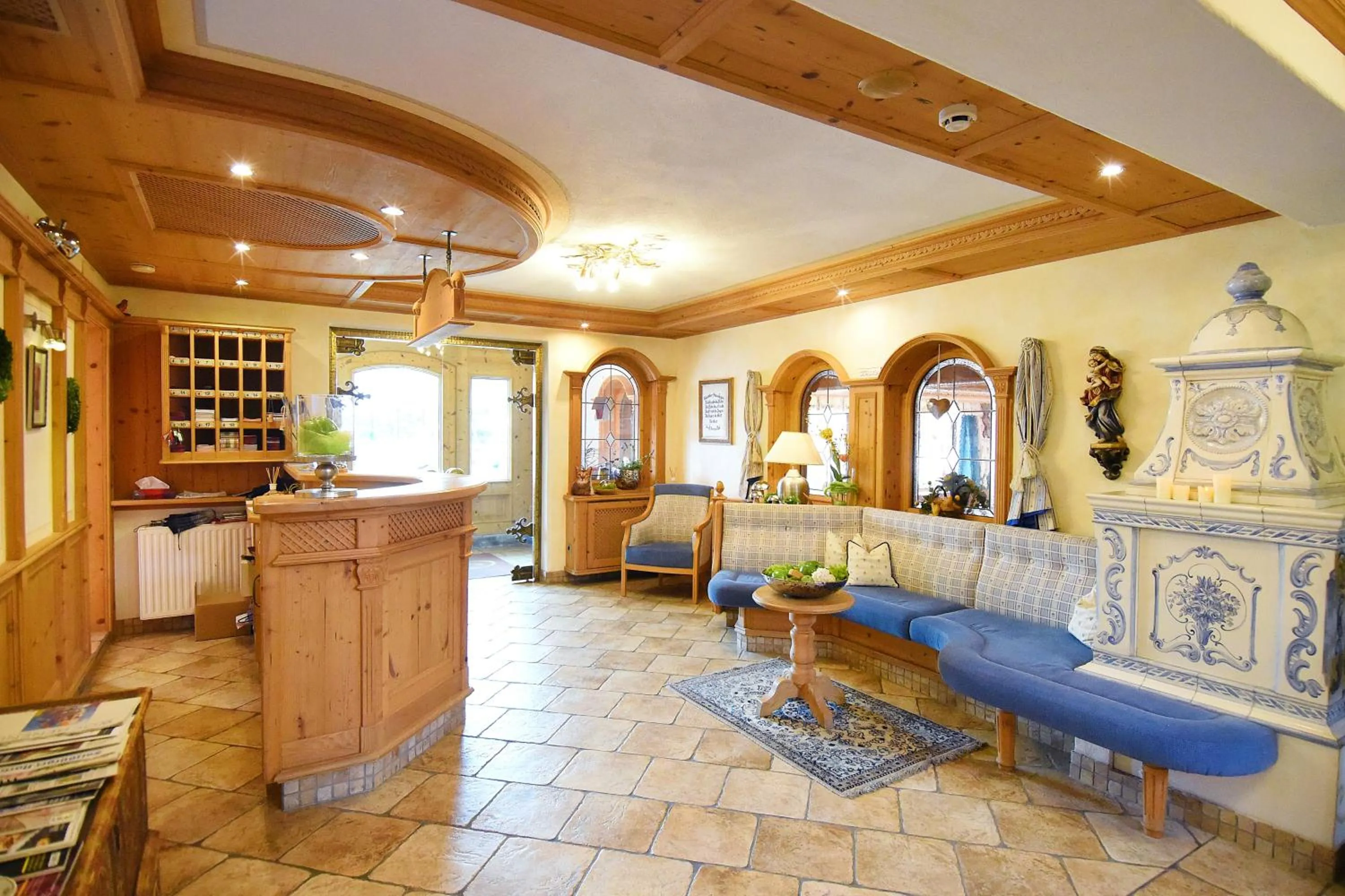 Lobby or reception in Hotel Garni Alpenland