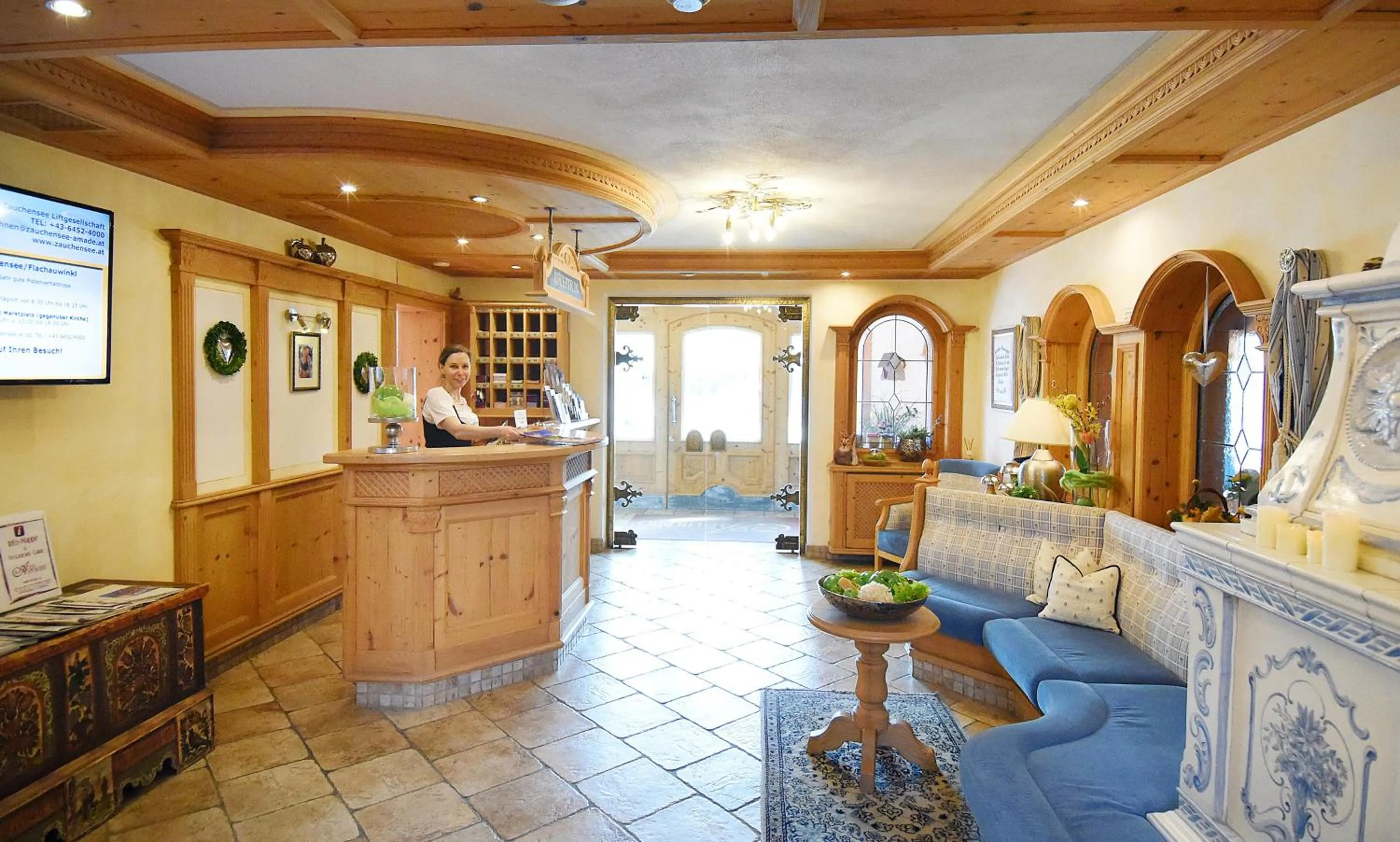 Lobby or reception in Hotel Garni Alpenland