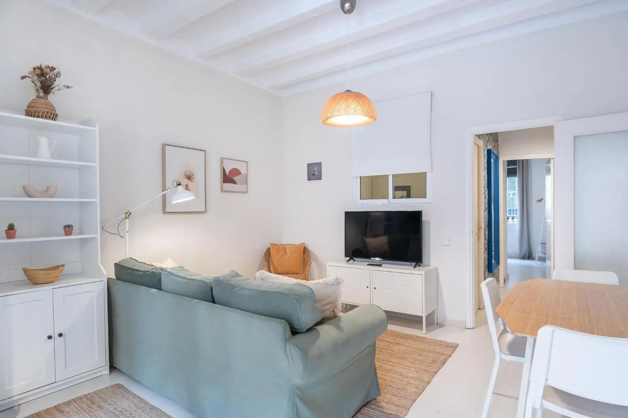 Cozy Apartment in the Heart of Gracia, Barcelona Cozy Apartment in the Heart of Gracia, Barcelona