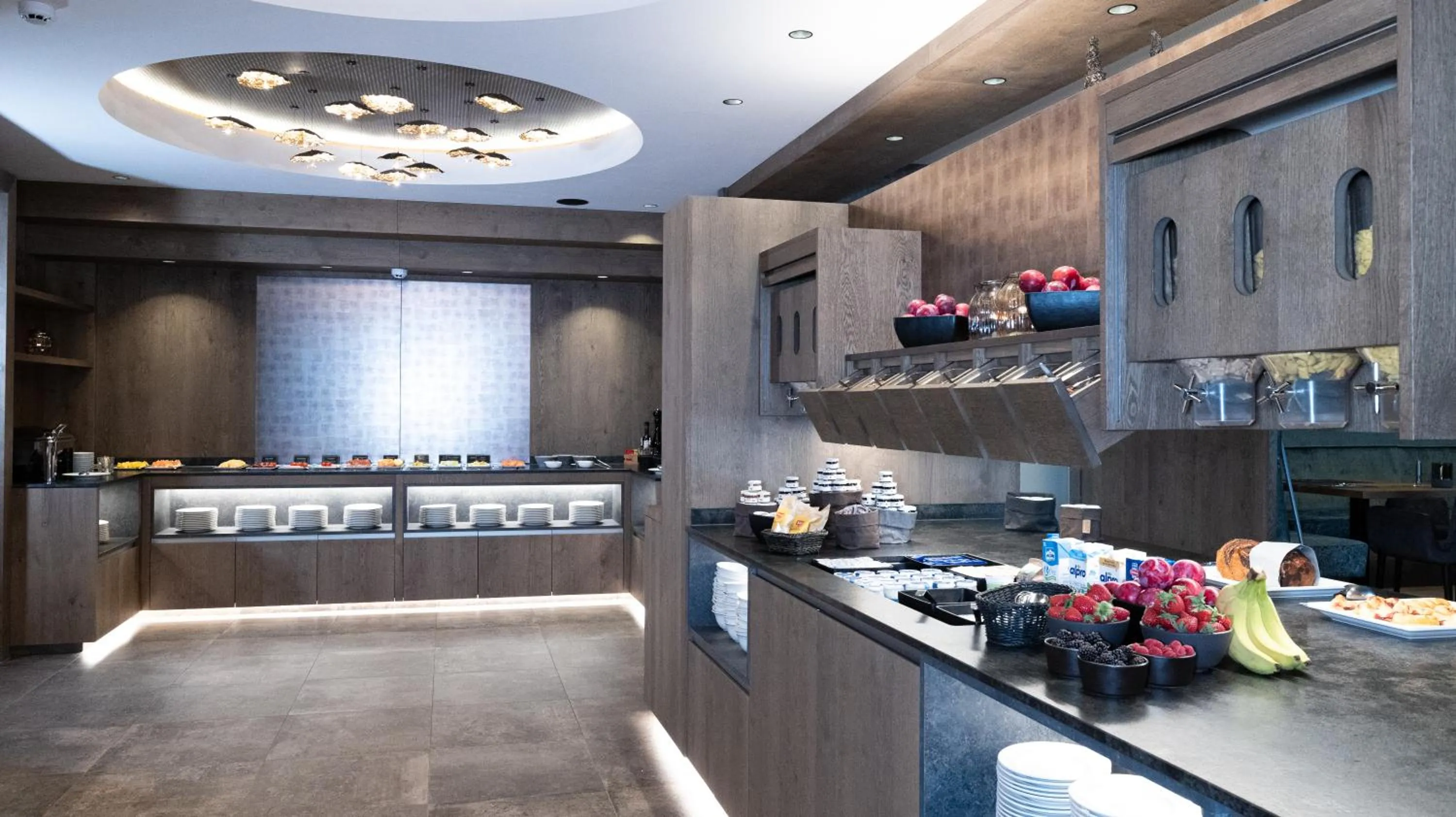 Breakfast in Hotel Alpina