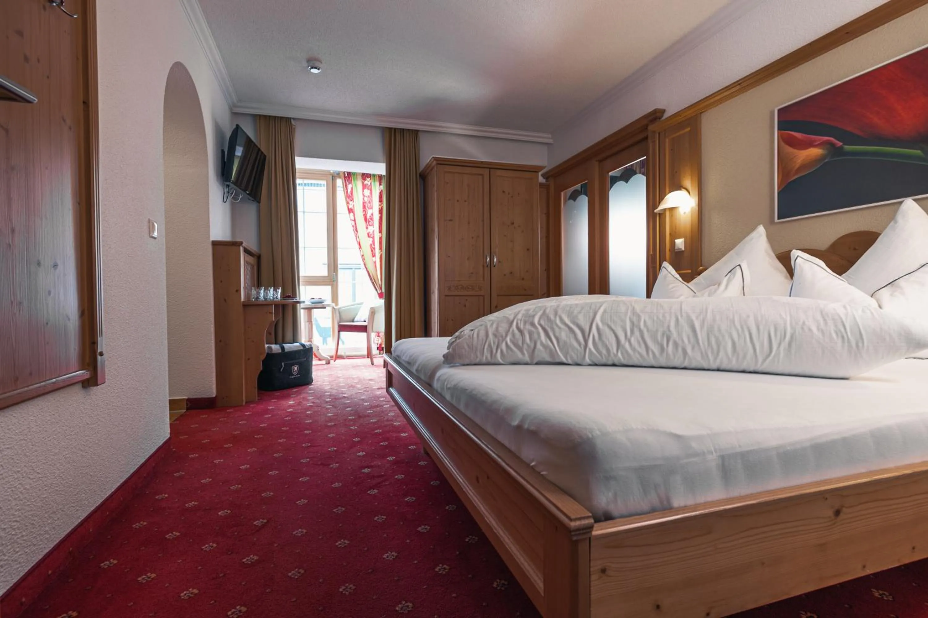 Photo of the whole room, Bed in Hotel Alpina