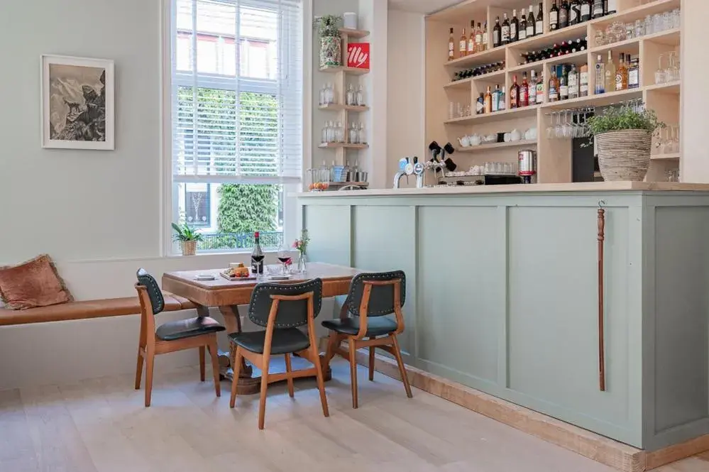 Property building in Boutique Hotel - de Stadsherberg Alphen Property building in Boutique Hotel - de Stadsherberg Alphen