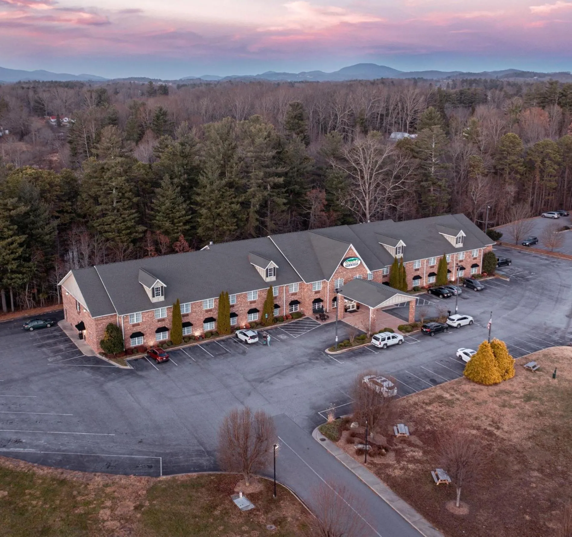 Bird's eye view in Mountain Inn & Suites Flat Rock