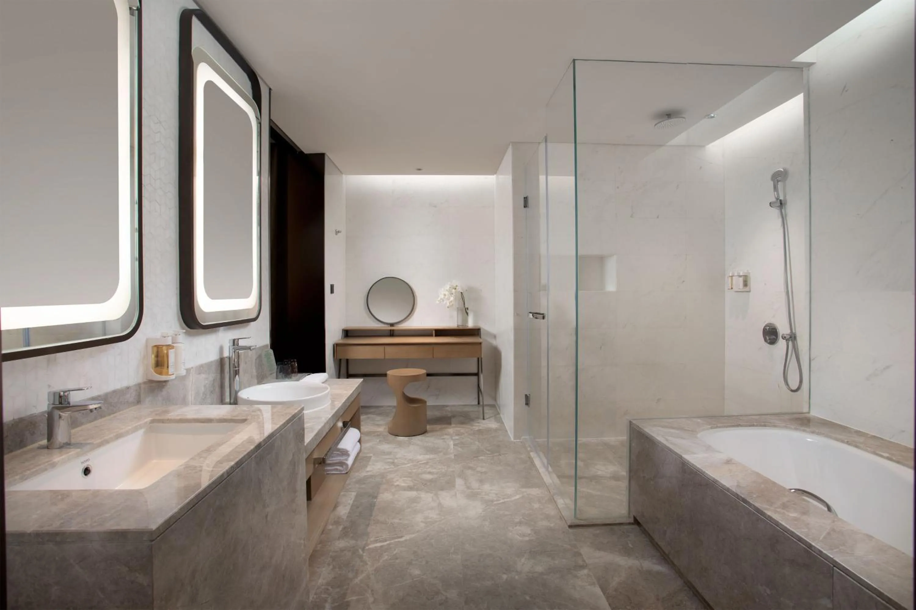 Photo of the whole room in Holiday Inn Wuxi Central Station by IHG