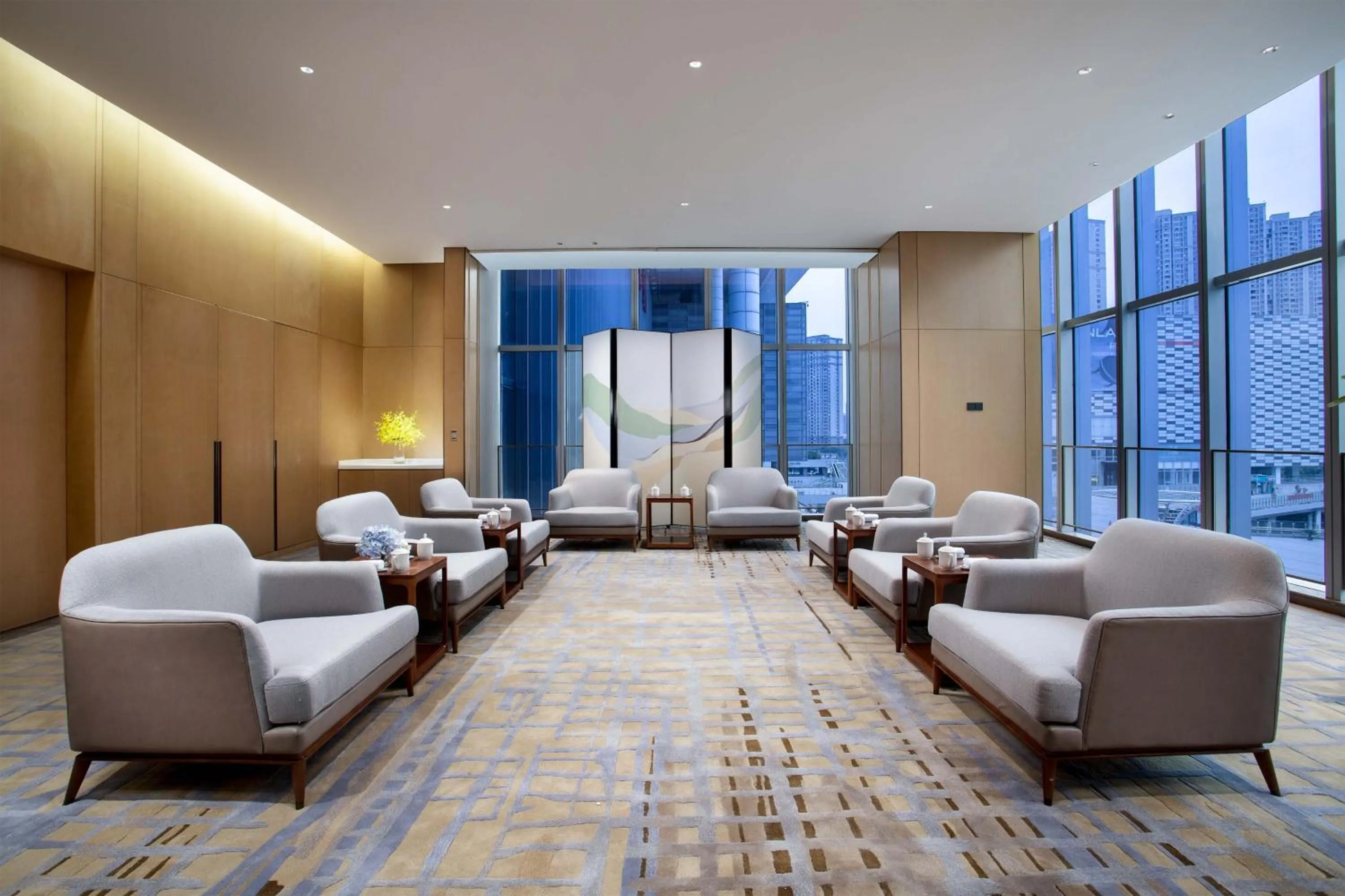 Meeting/conference room in Holiday Inn Wuxi Central Station by IHG