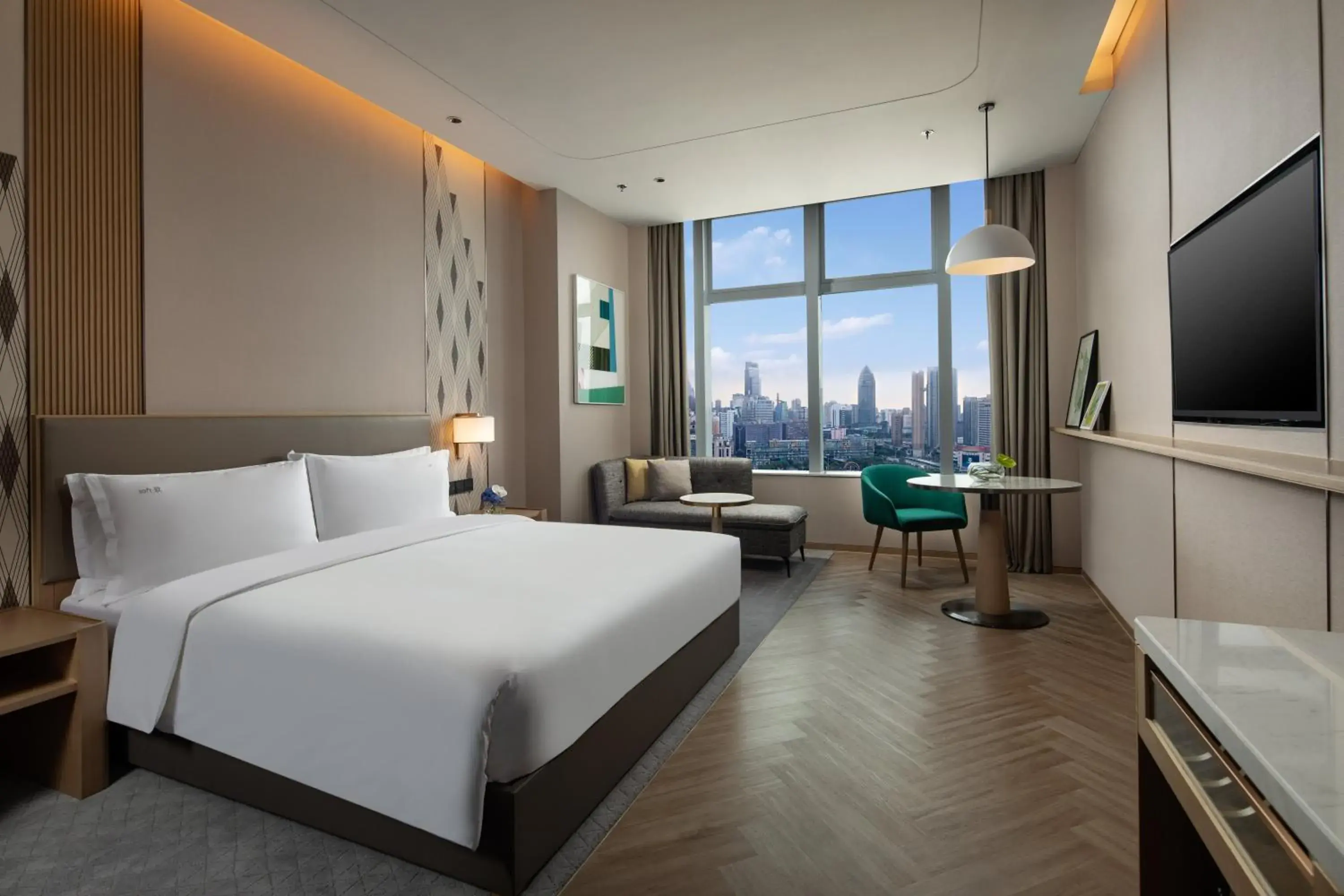 Photo of the whole room, Bed in Holiday Inn Wuxi Central Station by IHG Photo of the whole room, Bed in Holiday Inn Wuxi Central Station by IHG