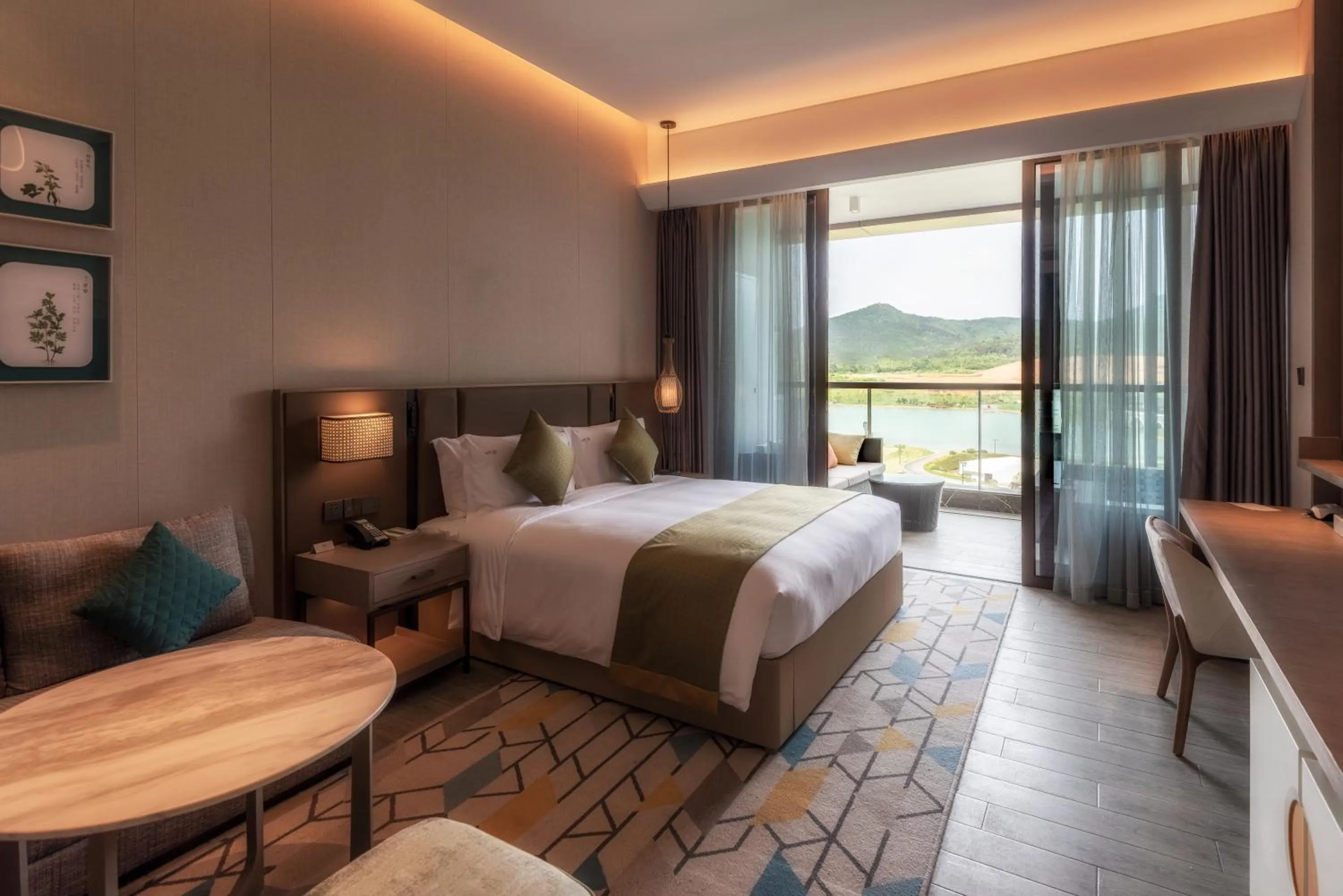 Bed in Holiday Inn Resort Maoshan Hot-Spring by IHG