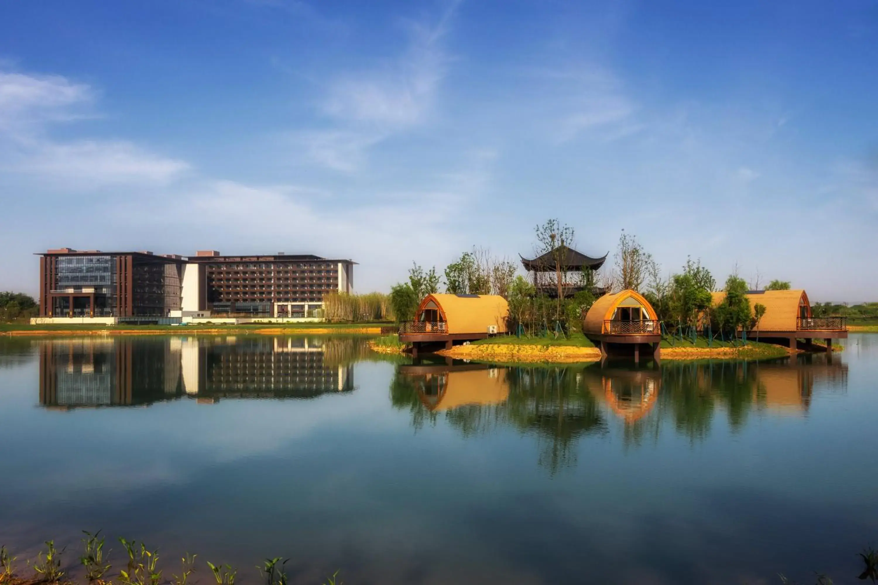 Property building in Holiday Inn Resort Maoshan Hot-Spring by IHG Property building in Holiday Inn Resort Maoshan Hot-Spring by IHG