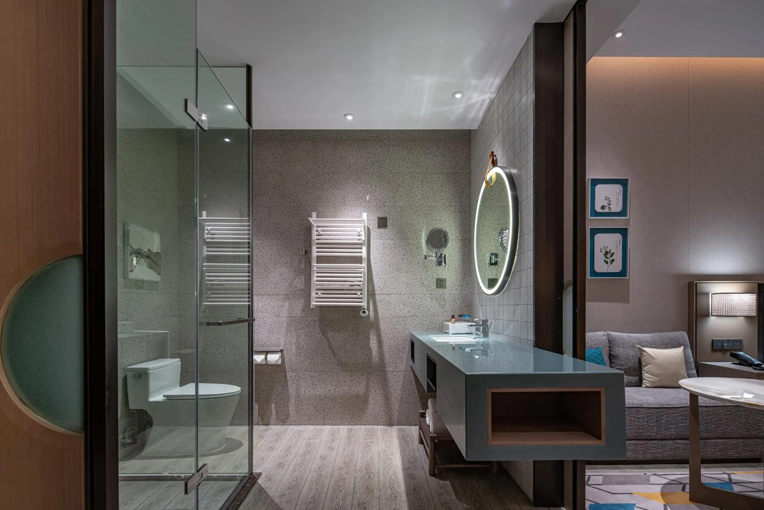 Standard King Room in Holiday Inn Resort Maoshan Hot-Spring by IHG Standard King Room in Holiday Inn Resort Maoshan Hot-Spring by IHG