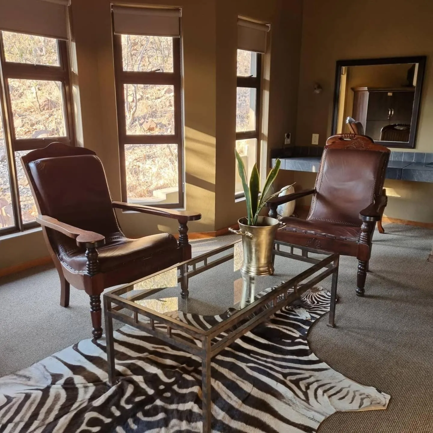 Seating area in Bass Lake Country Lodge