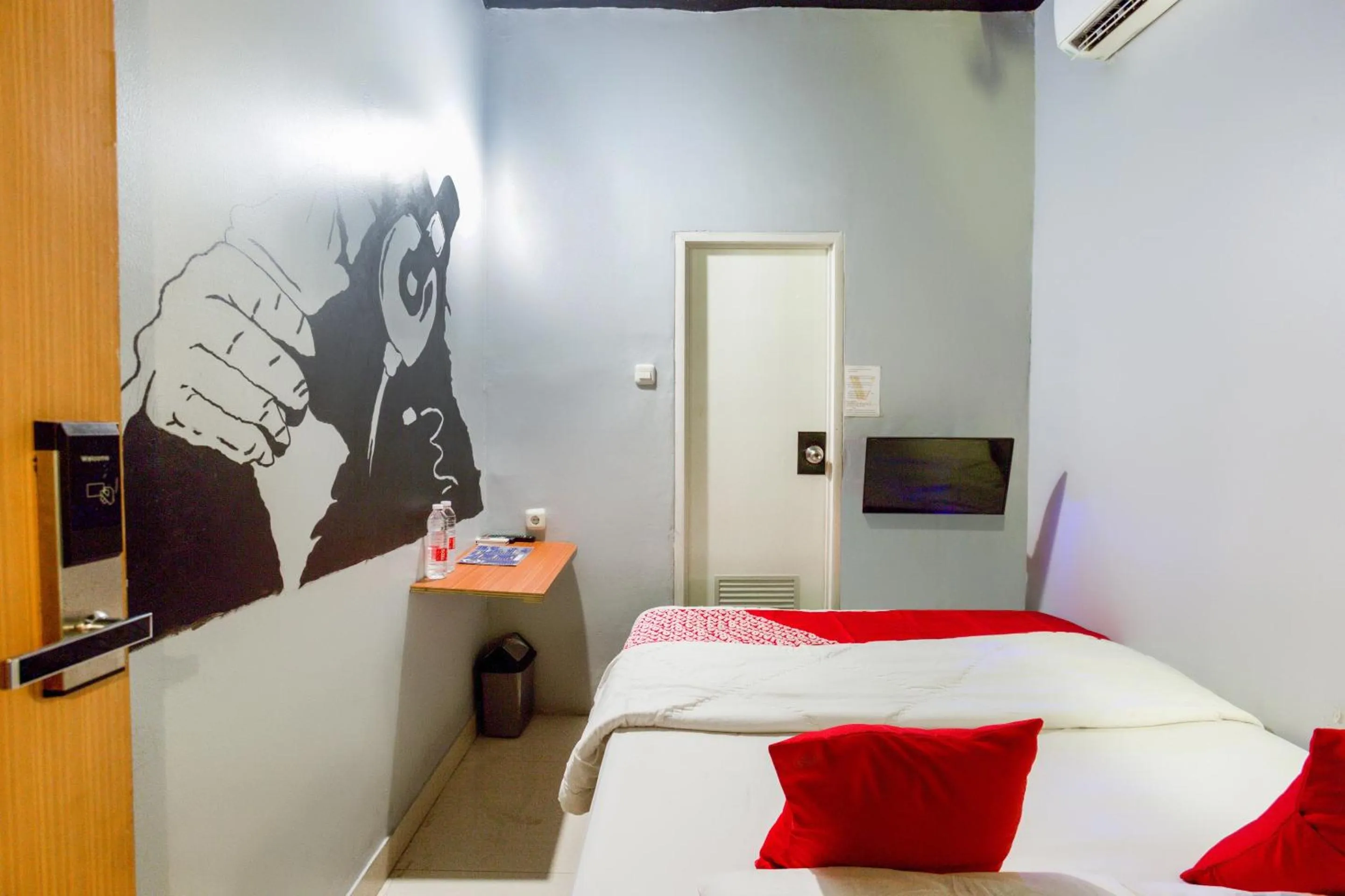 Bedroom in OYO 3785 Kemayoran Residence