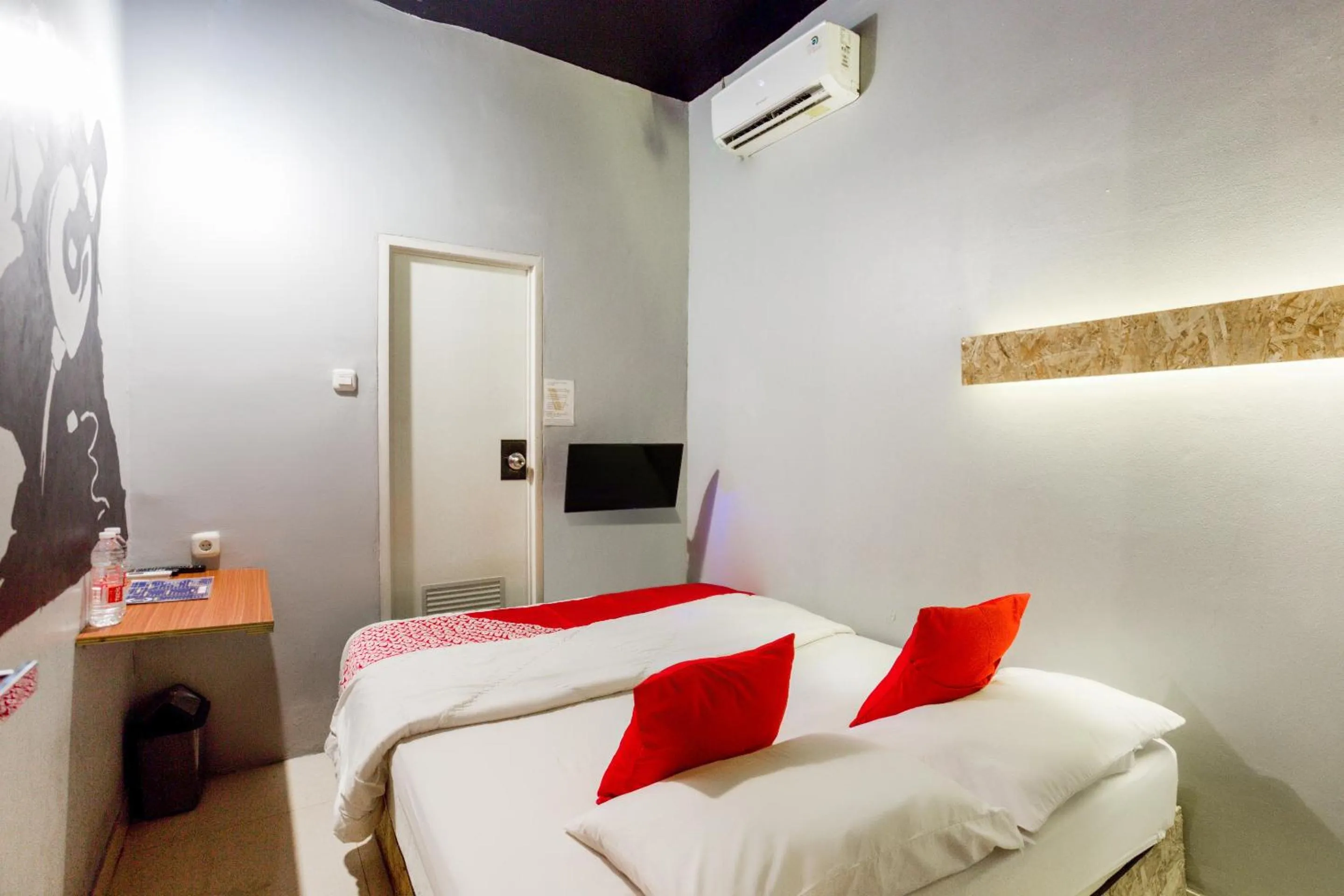 Bedroom in OYO 3785 Kemayoran Residence