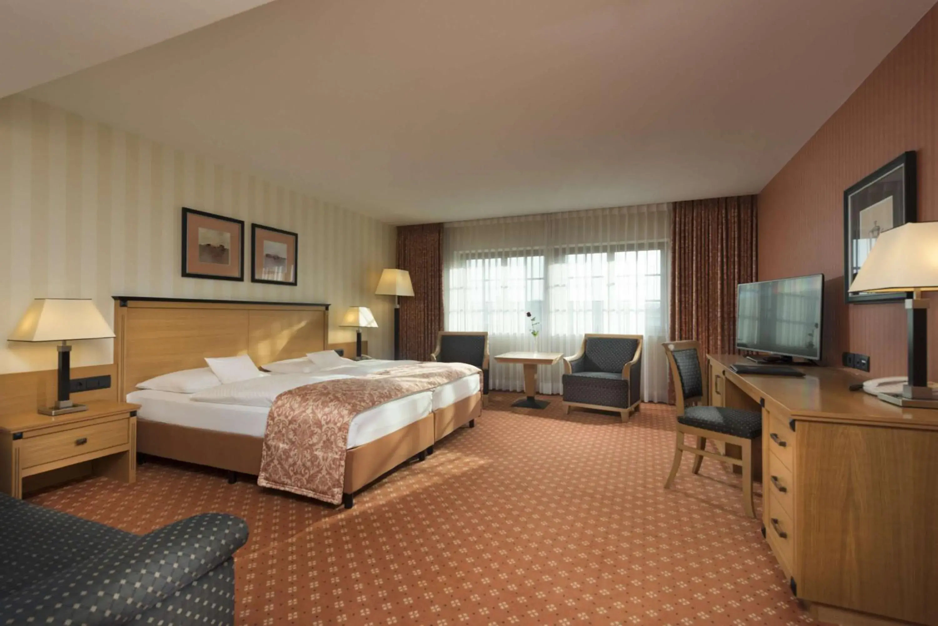 Classic Double Room in Maritim Hotel Dresden Classic Double Room in Maritim Hotel Dresden