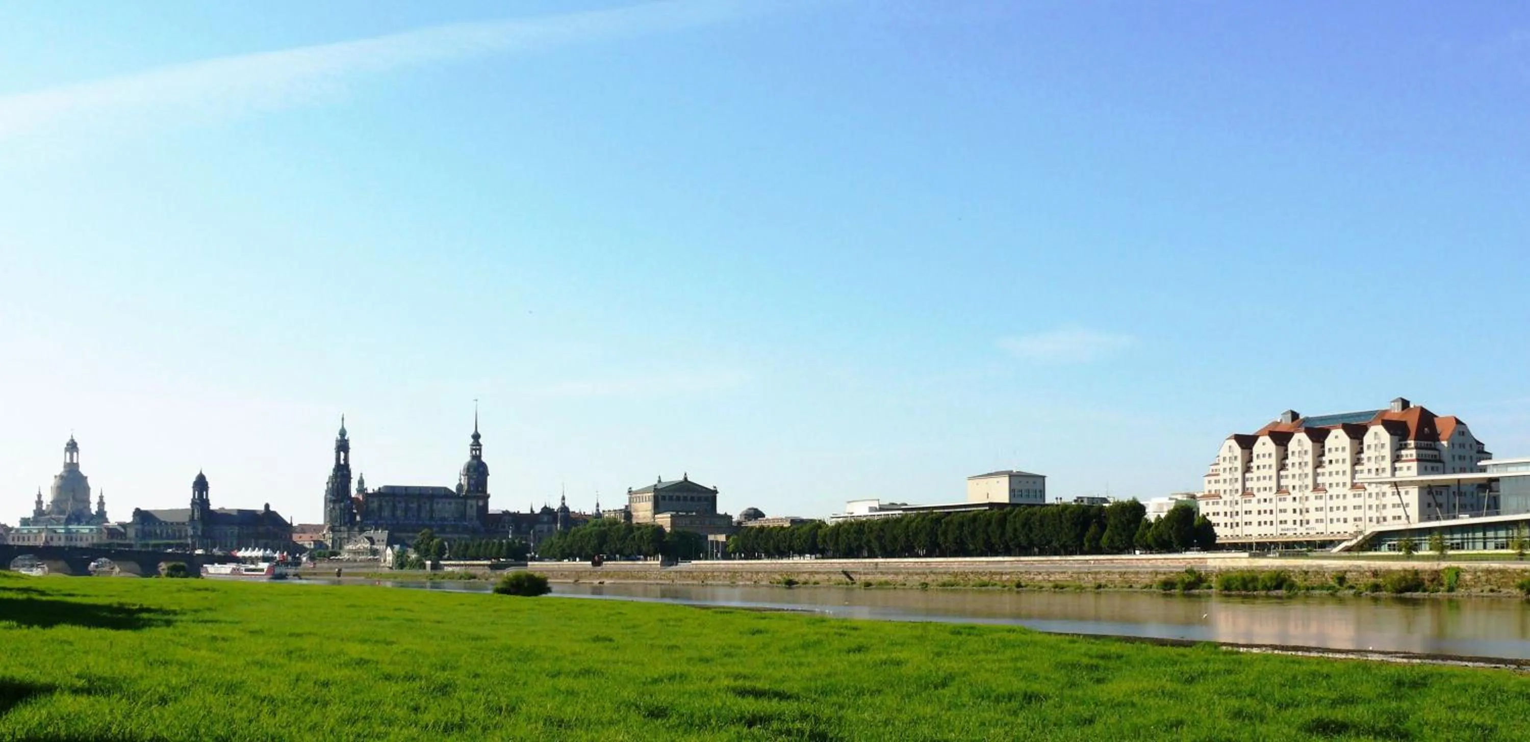 Property building in Maritim Hotel Dresden