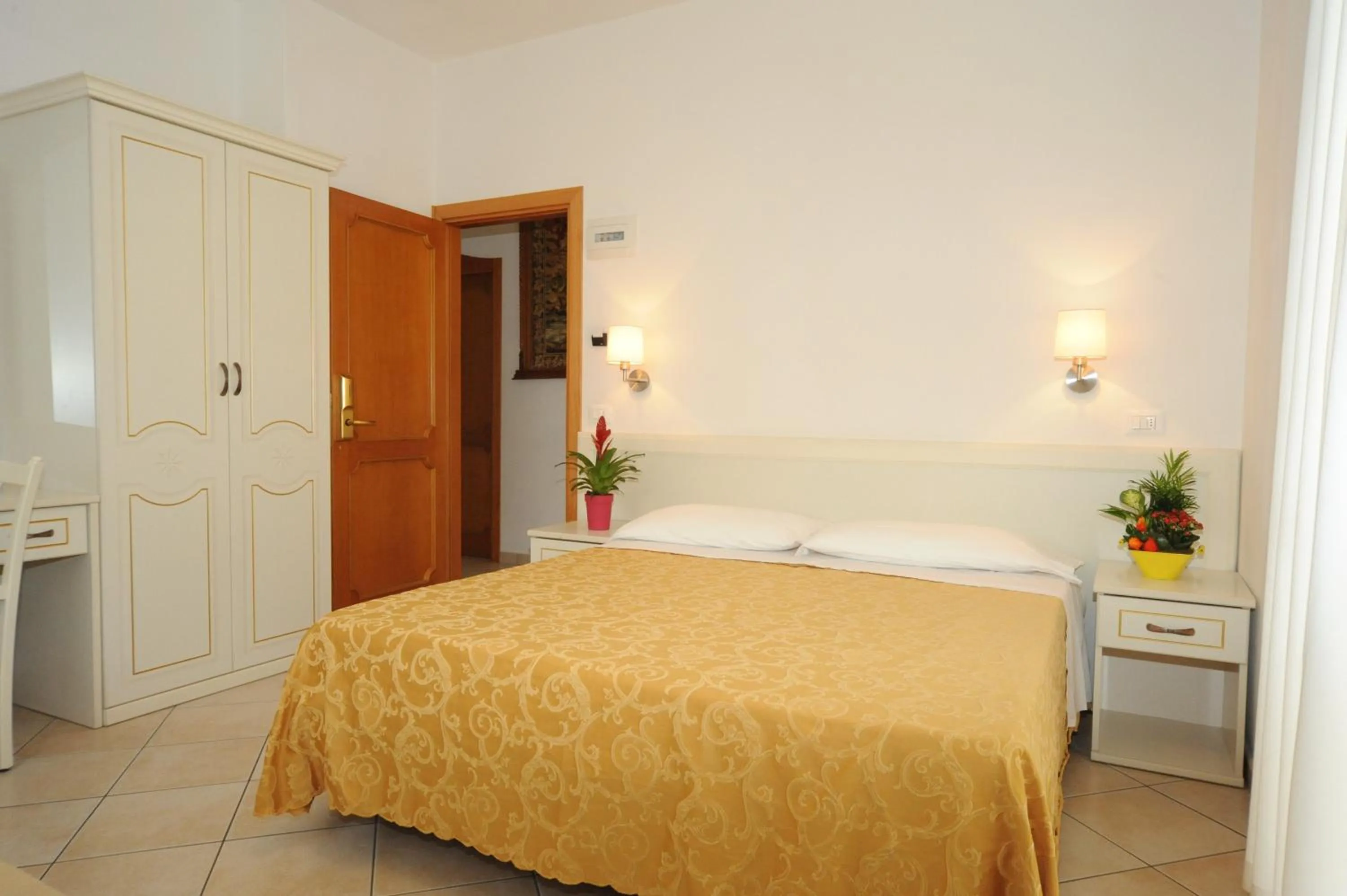 Bed in Albergo Villa Aida