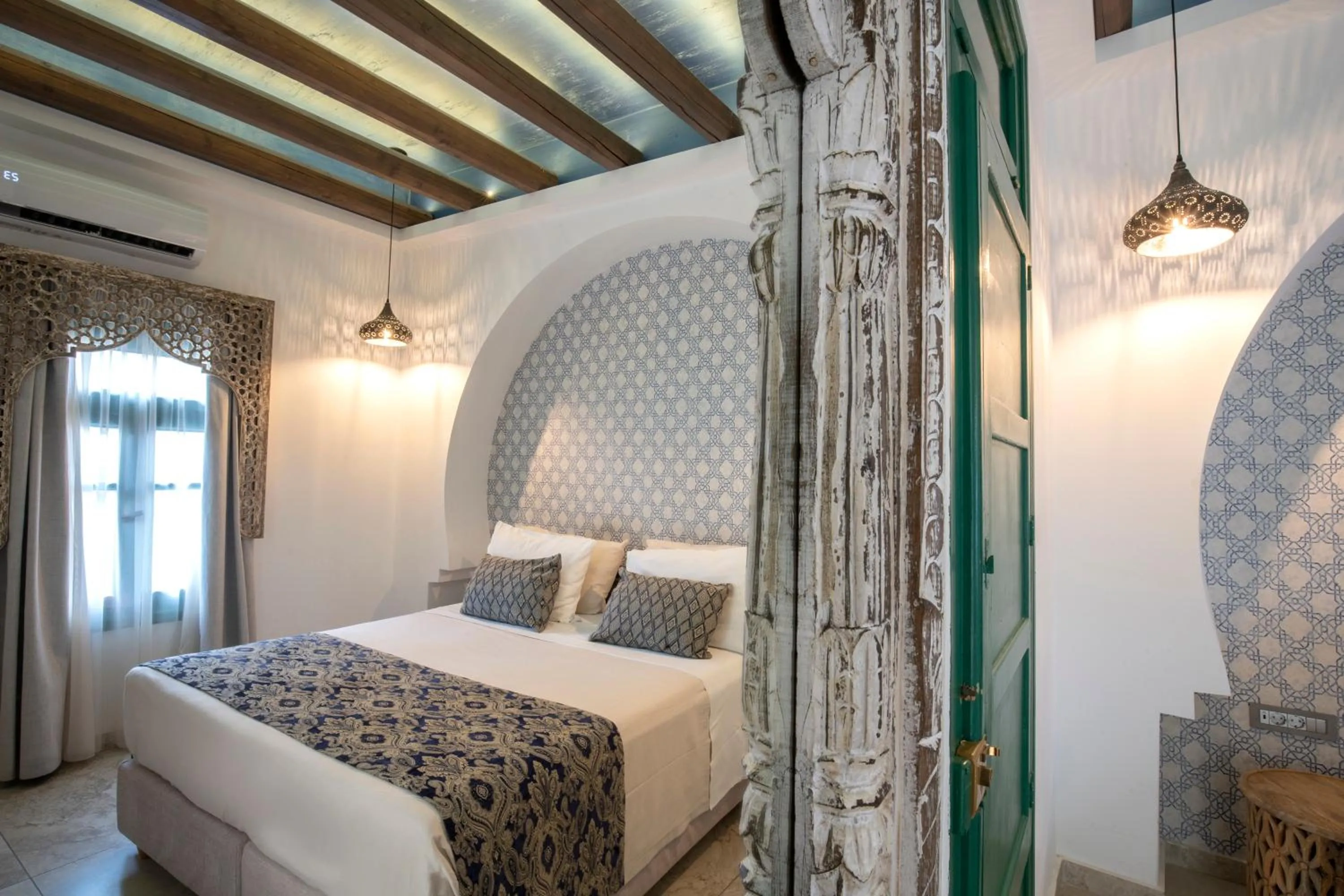 Bedroom, Bed in DECAN Concept Boutique Estate