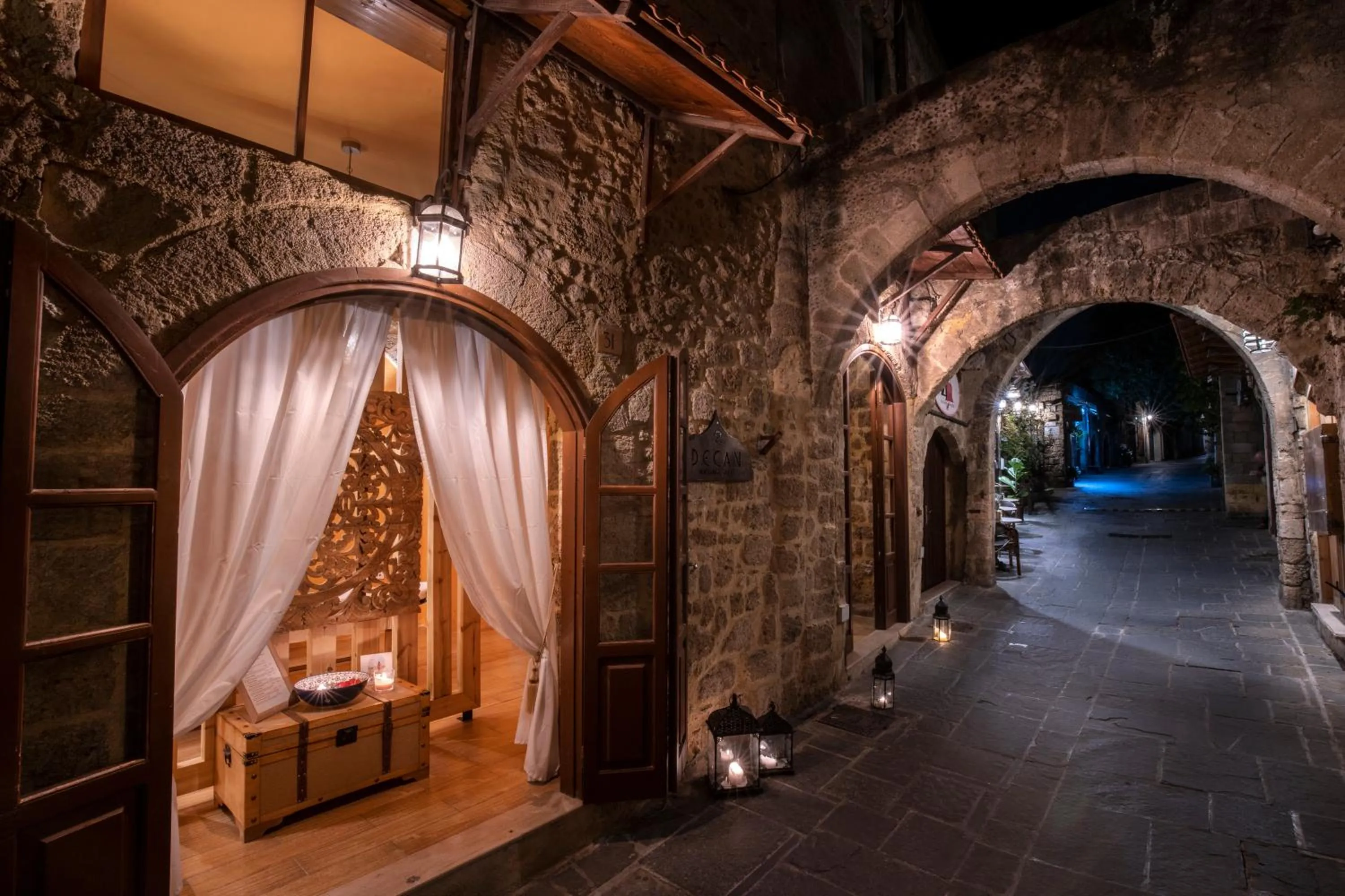 Night in DECAN Concept Boutique Estate