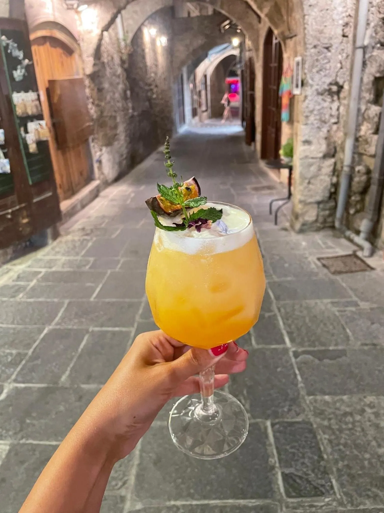 Drinks in DECAN Concept Boutique Estate