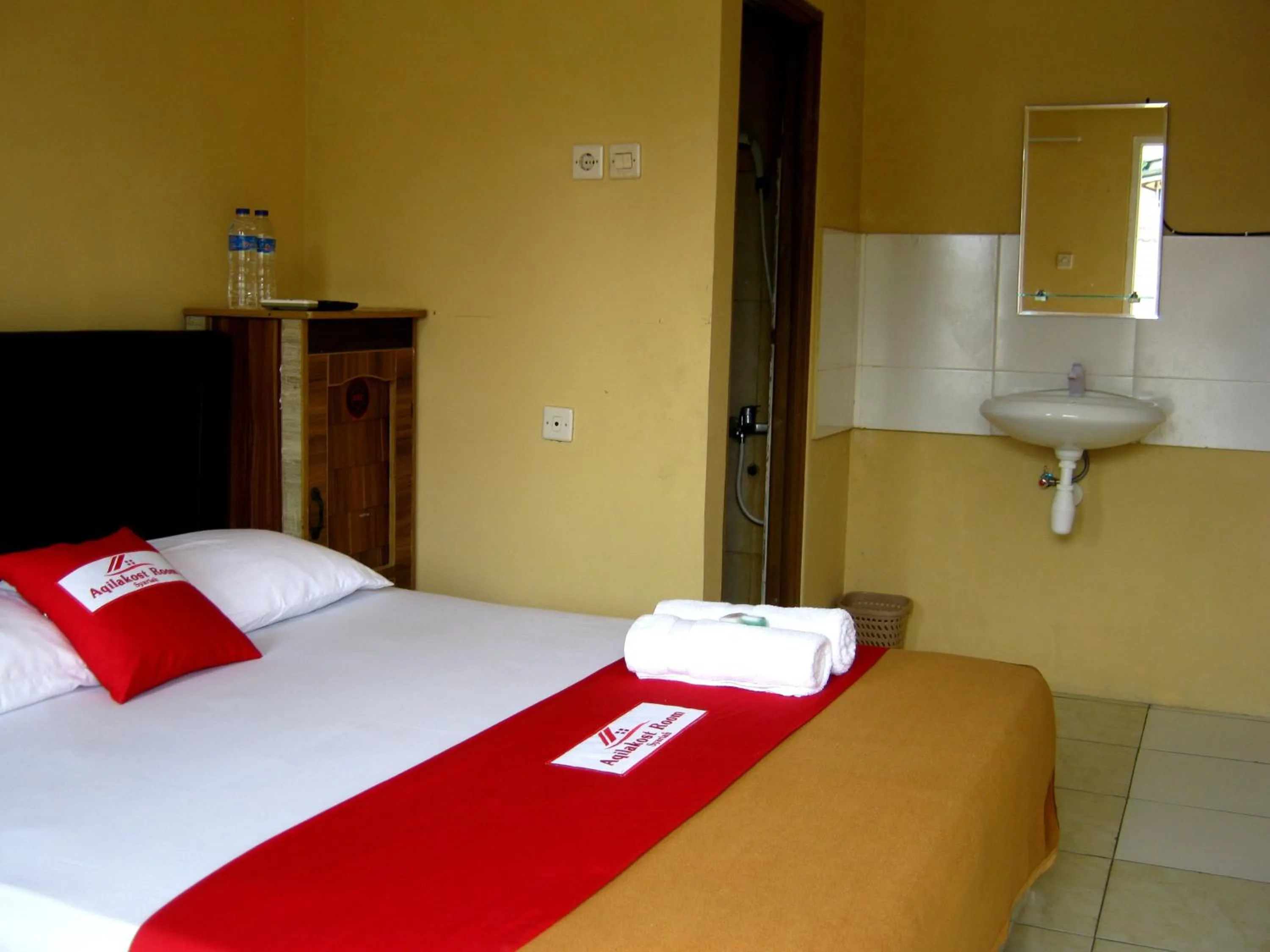 Bed in Aqilakost Gadog Puncak Bogor