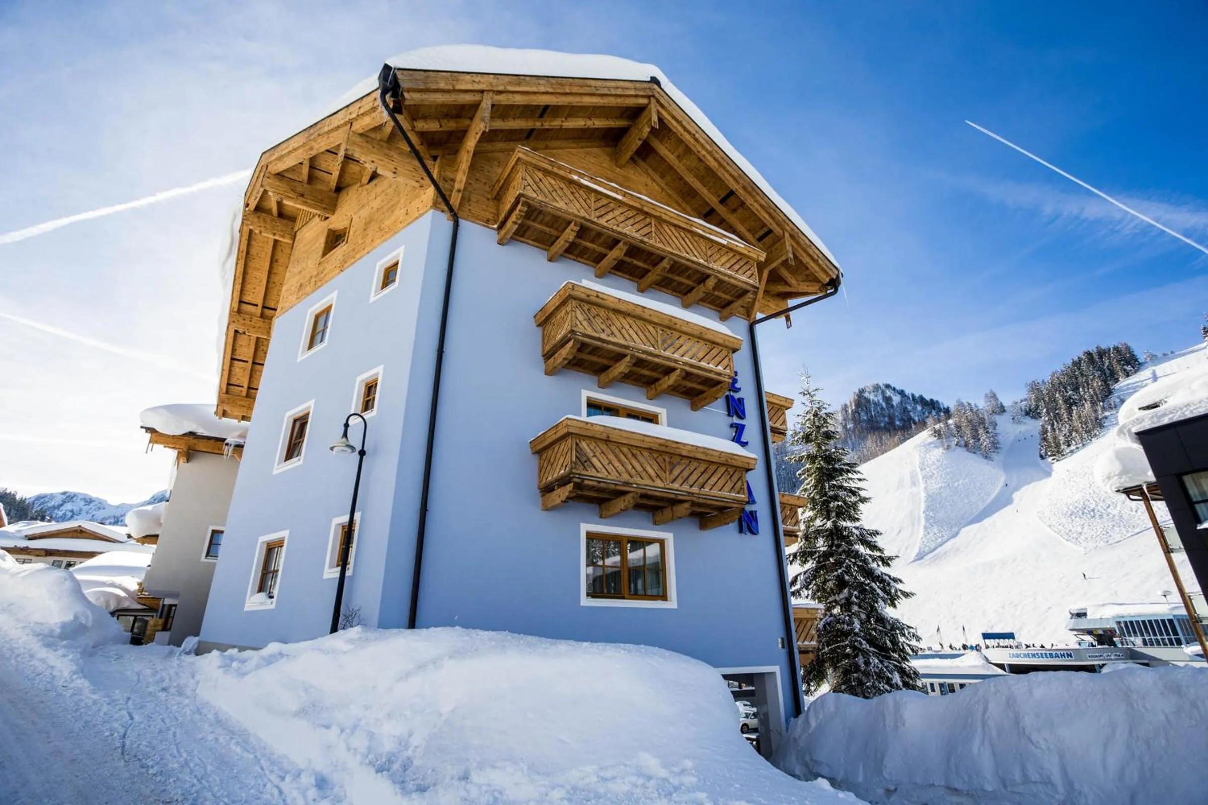 Winter in Hotel Enzian by Alpeffect Hotels