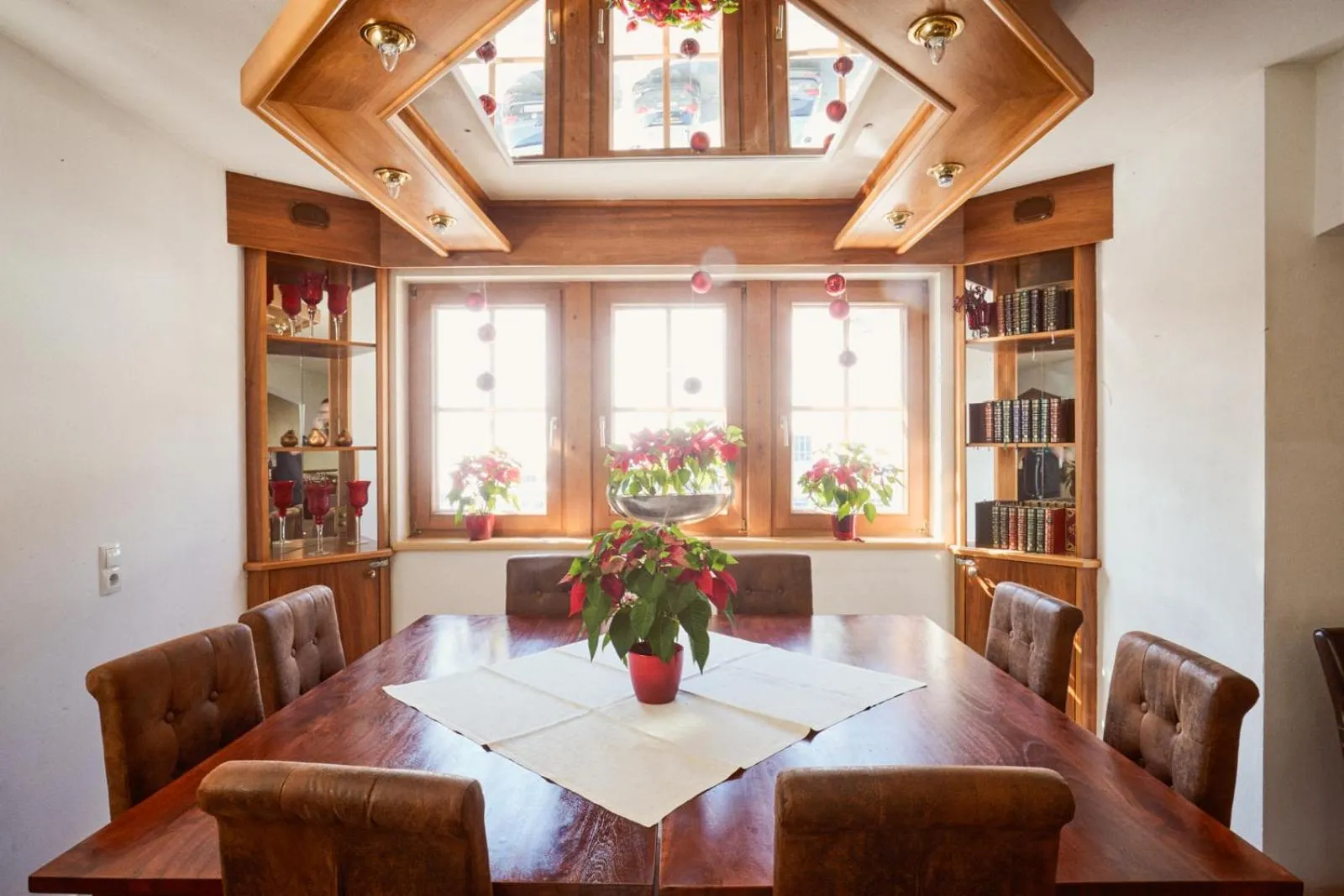 Lounge or bar in Hotel Enzian by Alpeffect Hotels