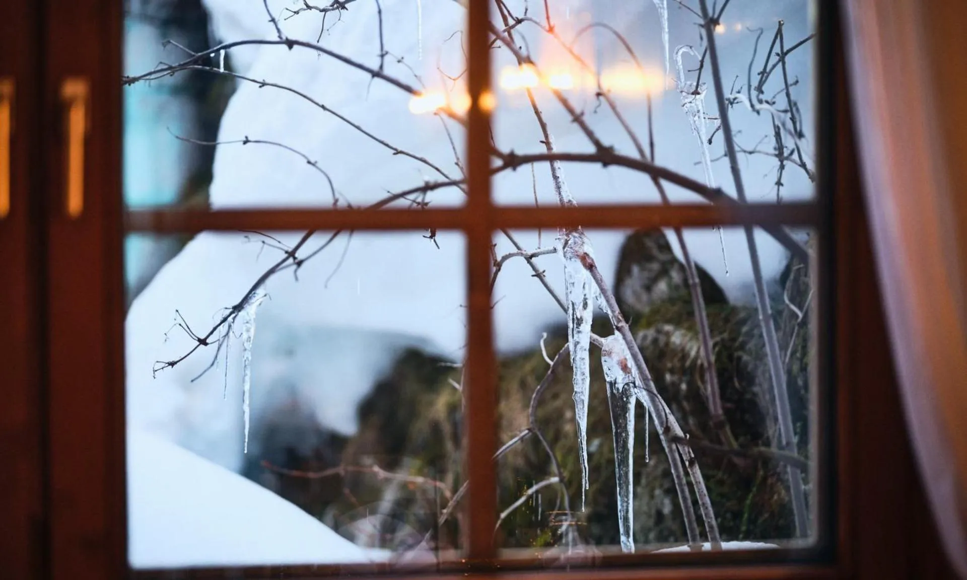 Winter in Hotel Enzian by Alpeffect Hotels