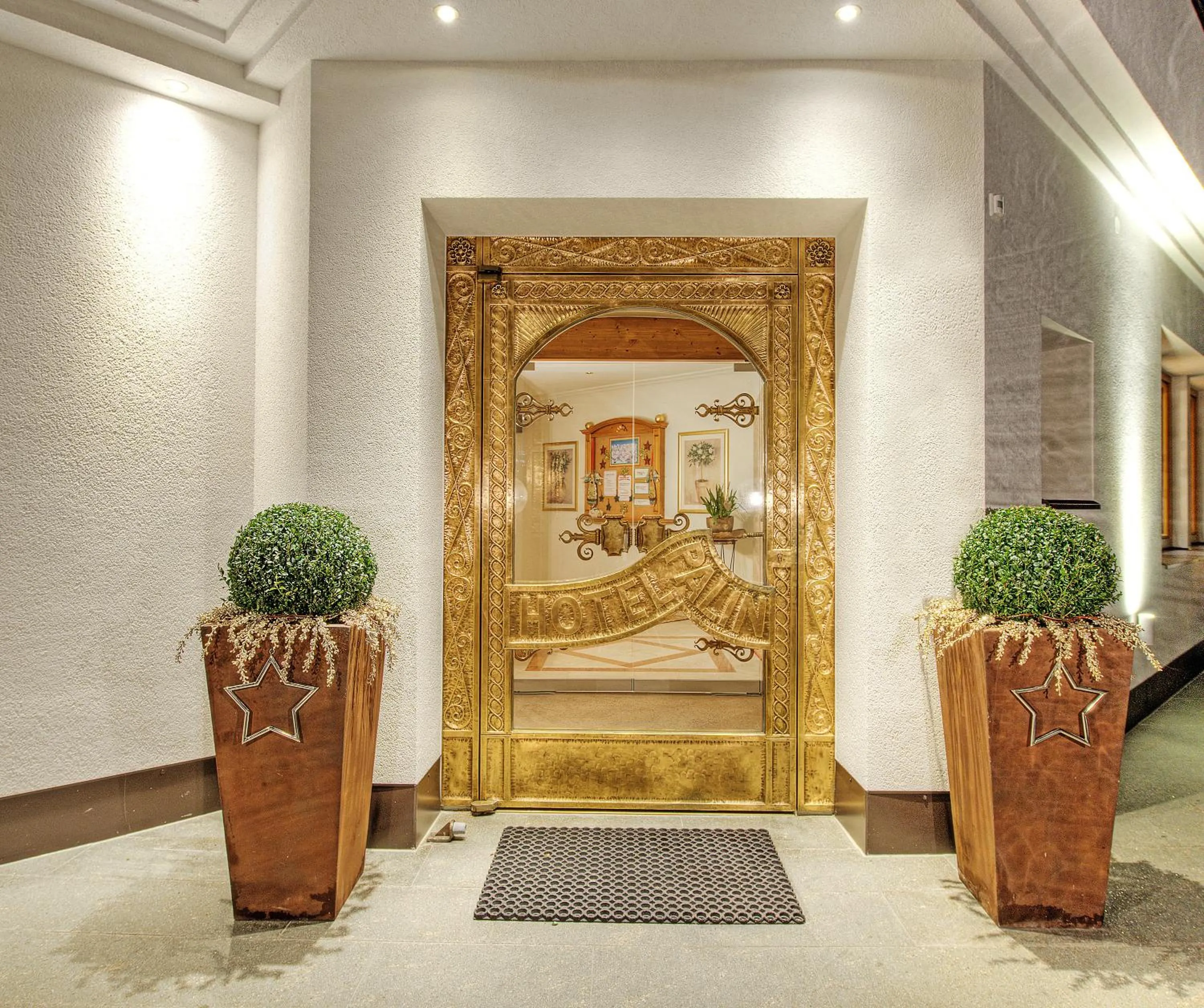 Decorative detail in Hotel Palin