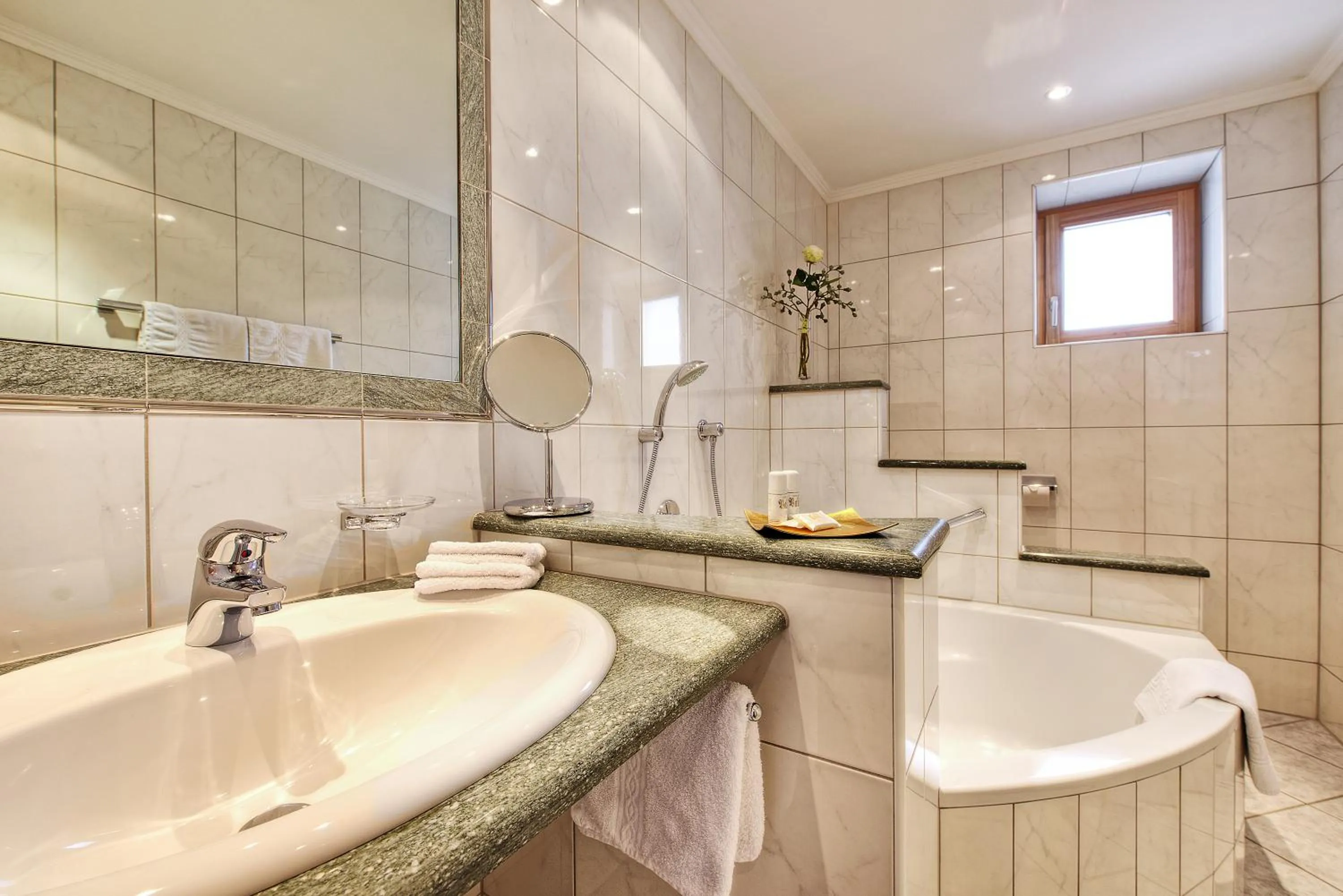 Bathroom in Hotel Palin