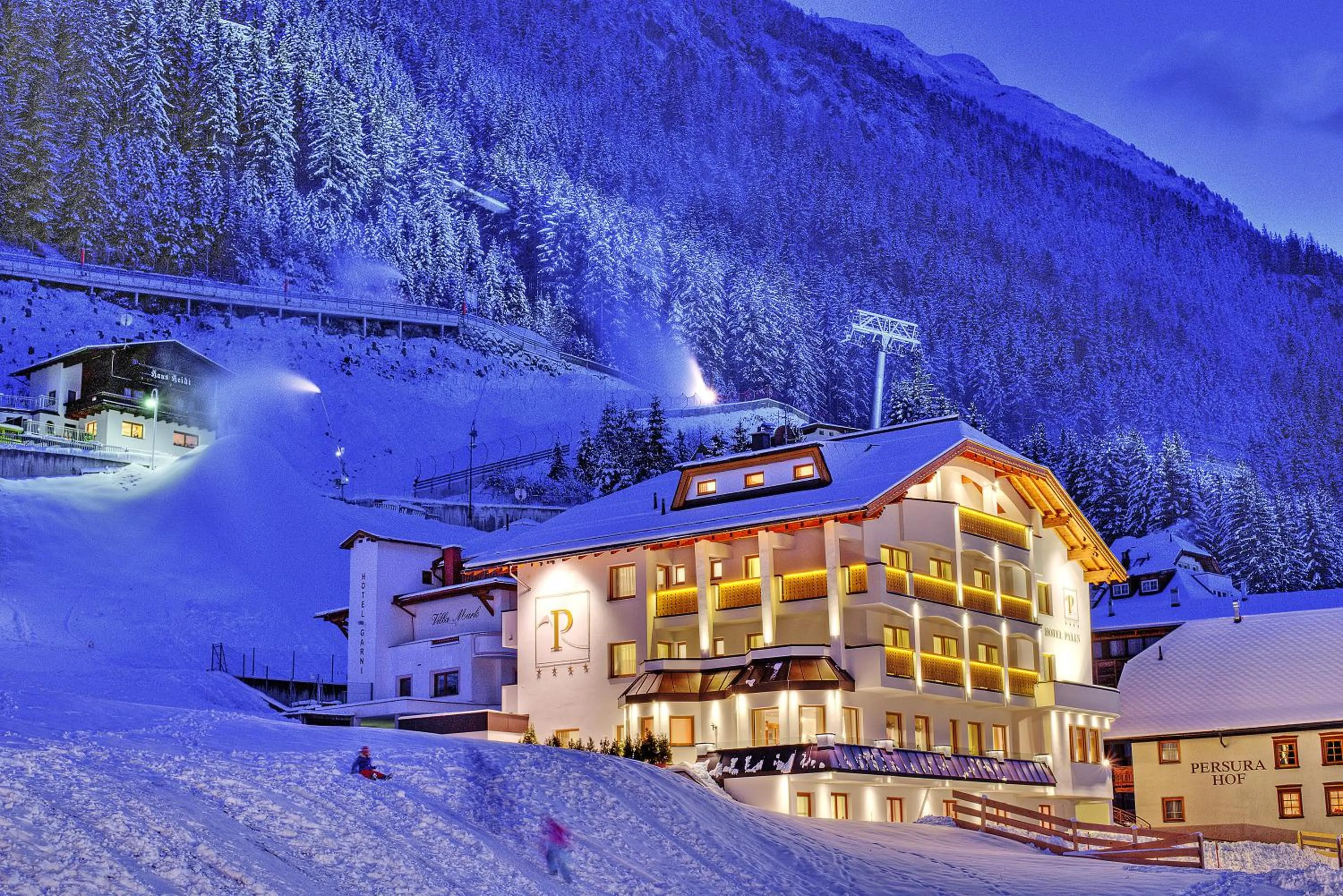 Facade/entrance in Hotel Palin