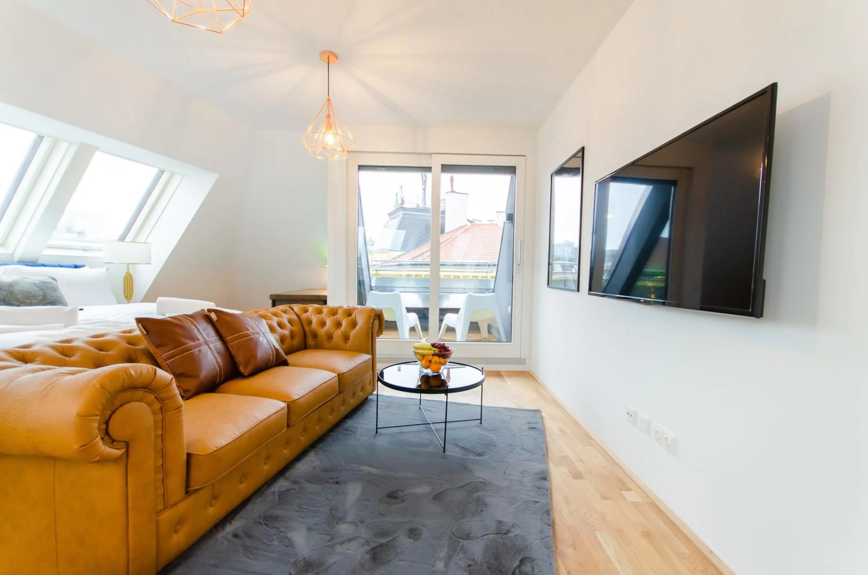 TV and multimedia in Grand Quarters City Residence