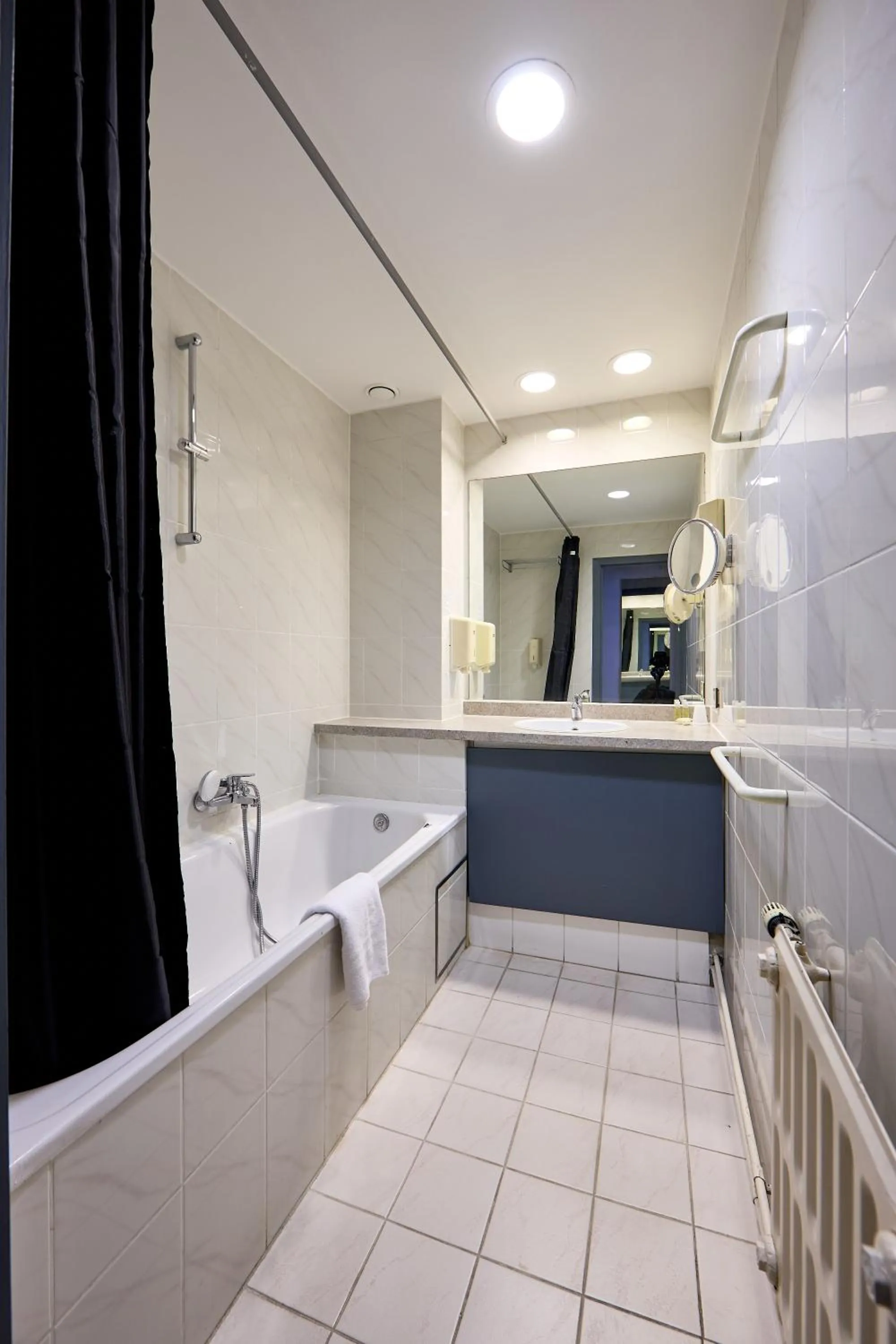 Bathroom in Hotel EUROPACITY