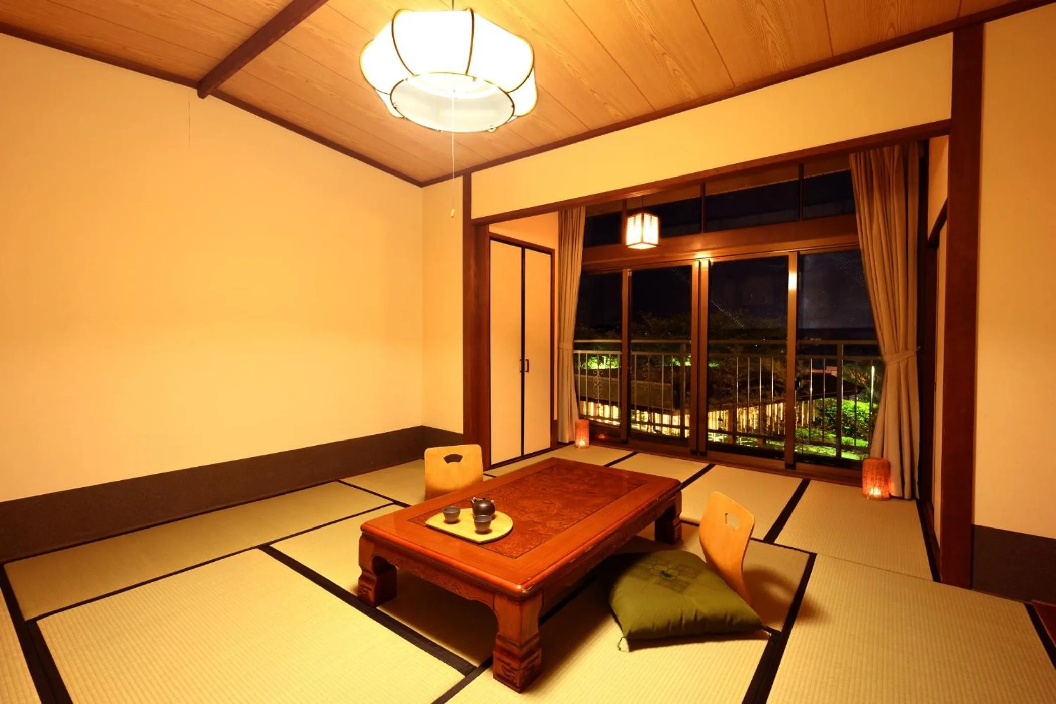 Photo of the whole room in Ooedo Onsen Monogatari Premium Hotel Fugetsu