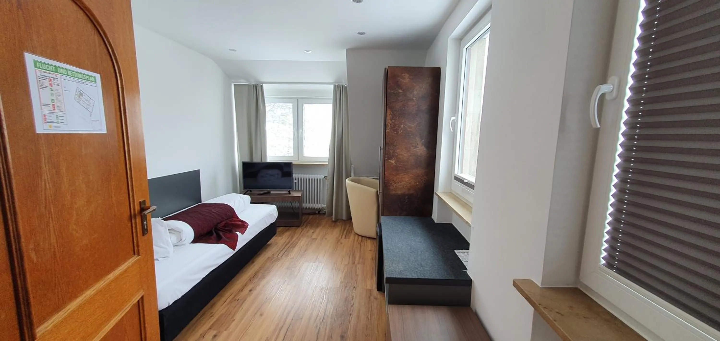 Bedroom, Bed in Hotel Kainsbacher Mühle