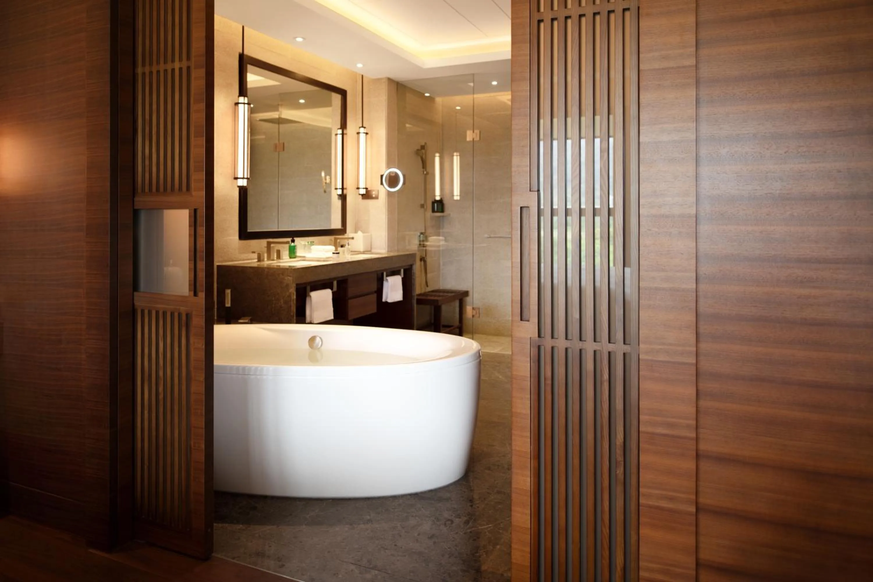 Bathroom in New World Qingyuan Hotel -formerly KHOS QINGYUAN